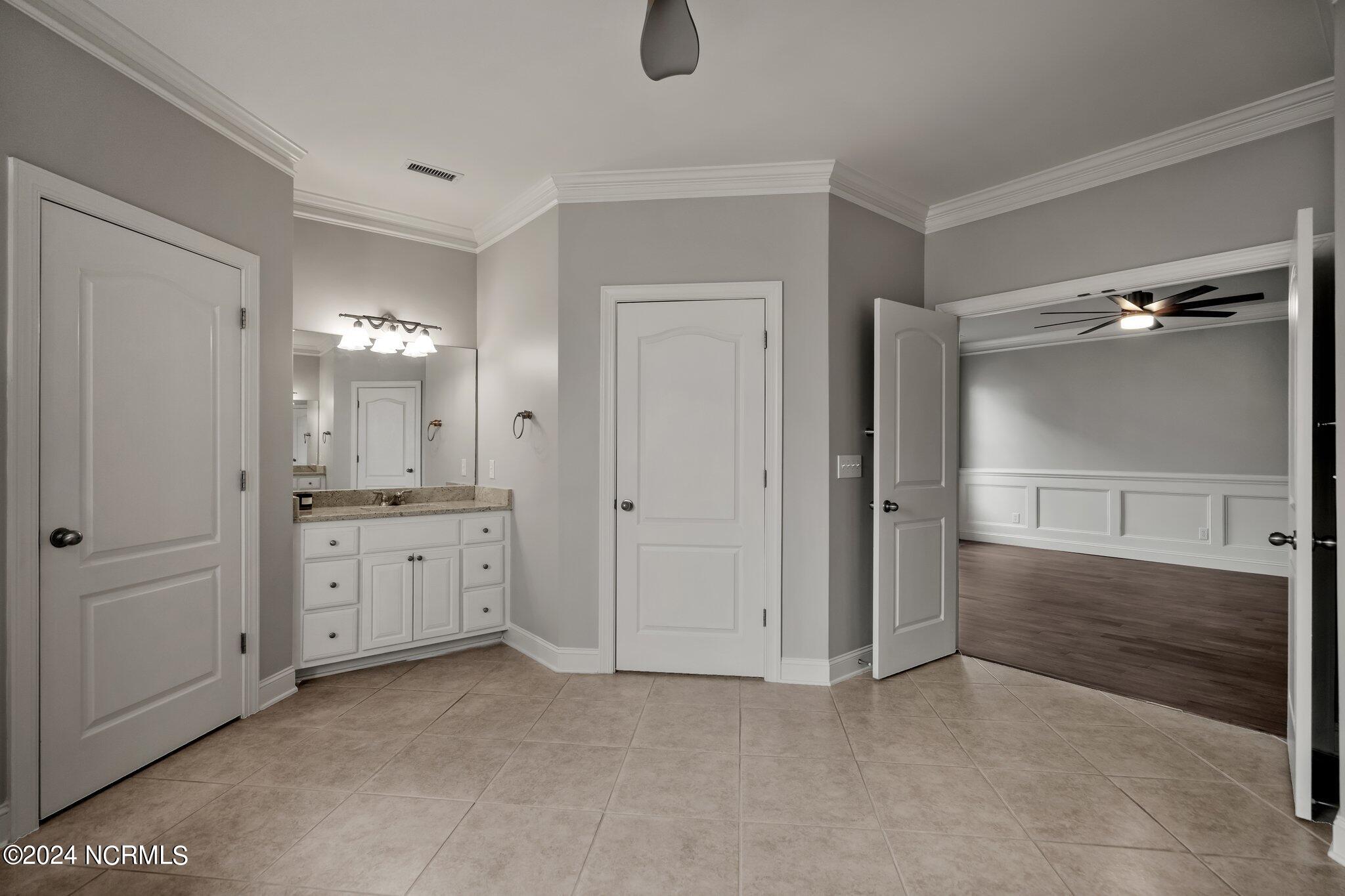 1106 Hampton Pines Court
