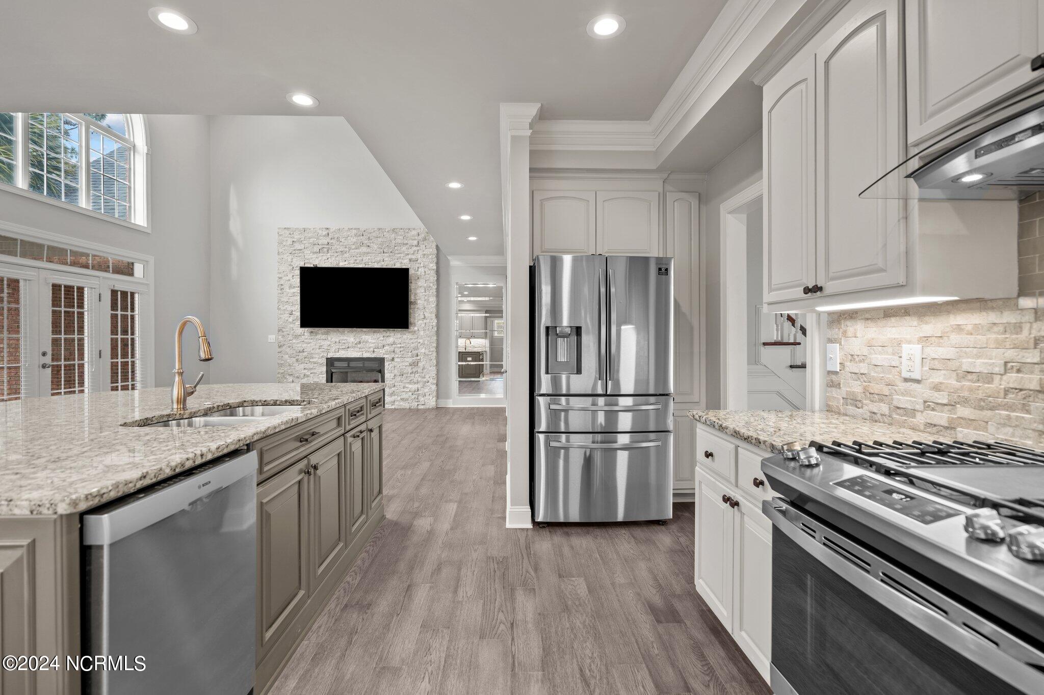 1106 Hampton Pines Court