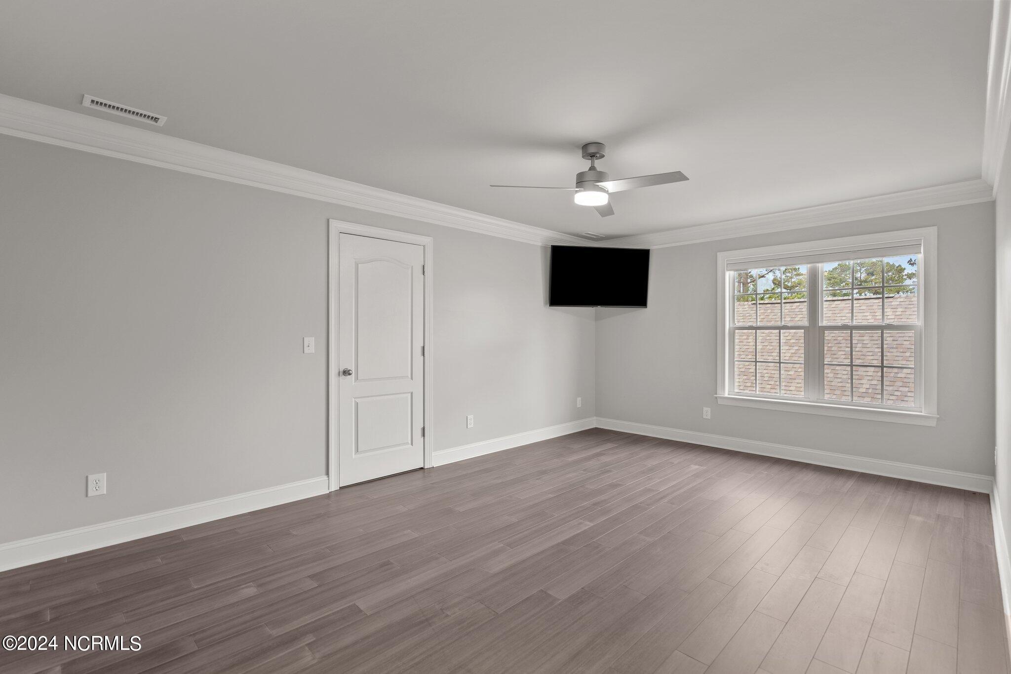1106 Hampton Pines Court