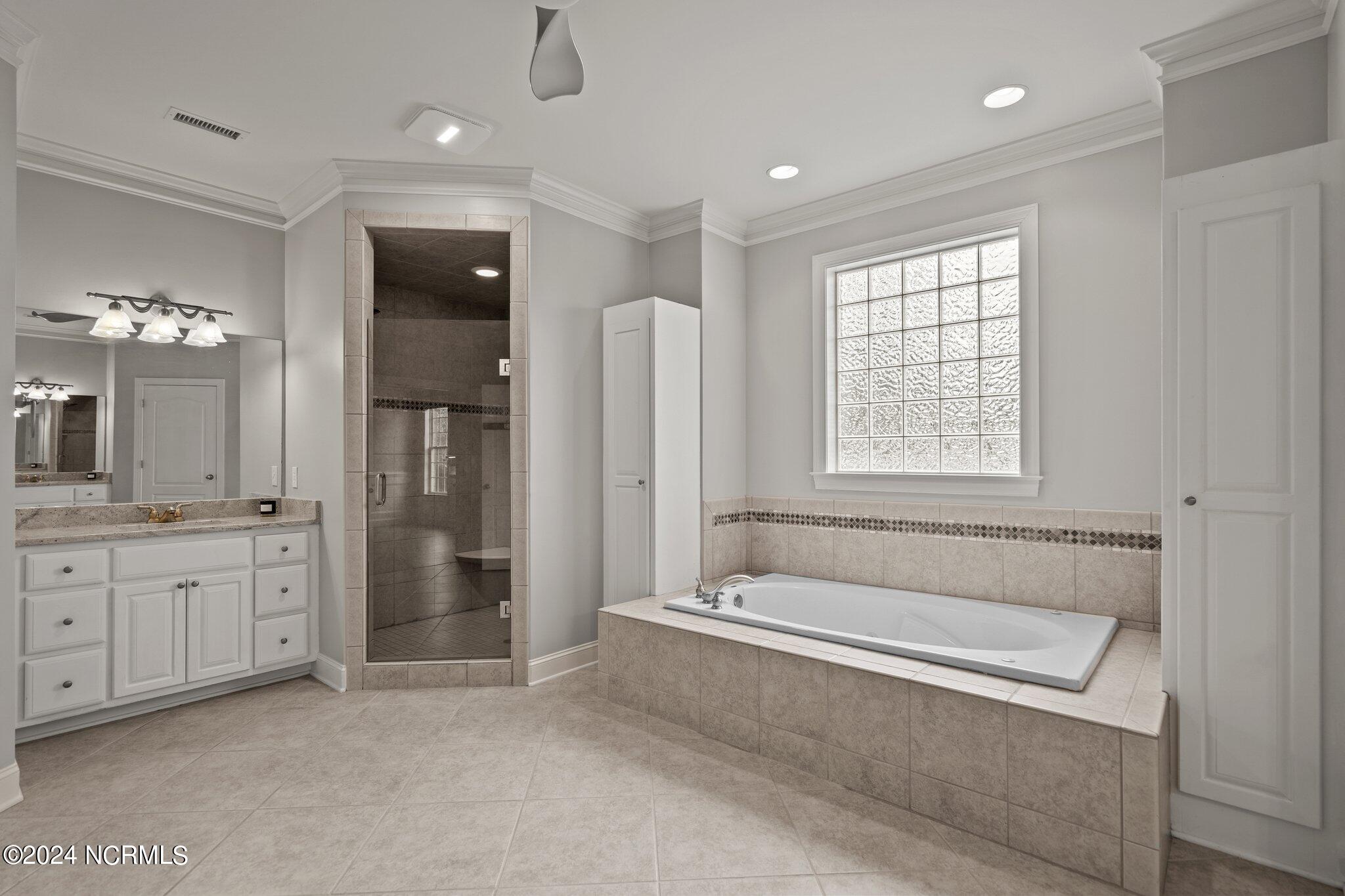1106 Hampton Pines Court