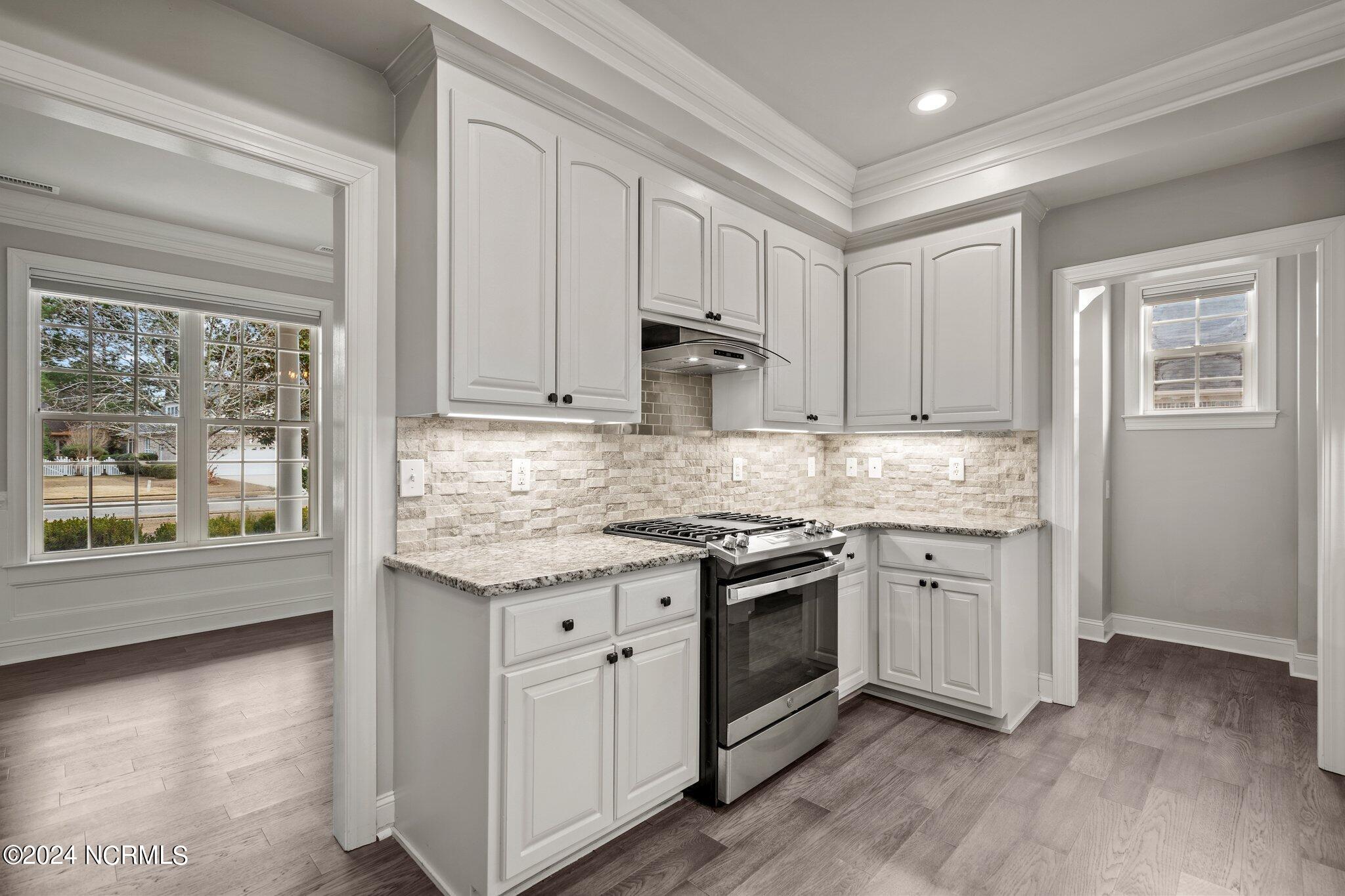 1106 Hampton Pines Court
