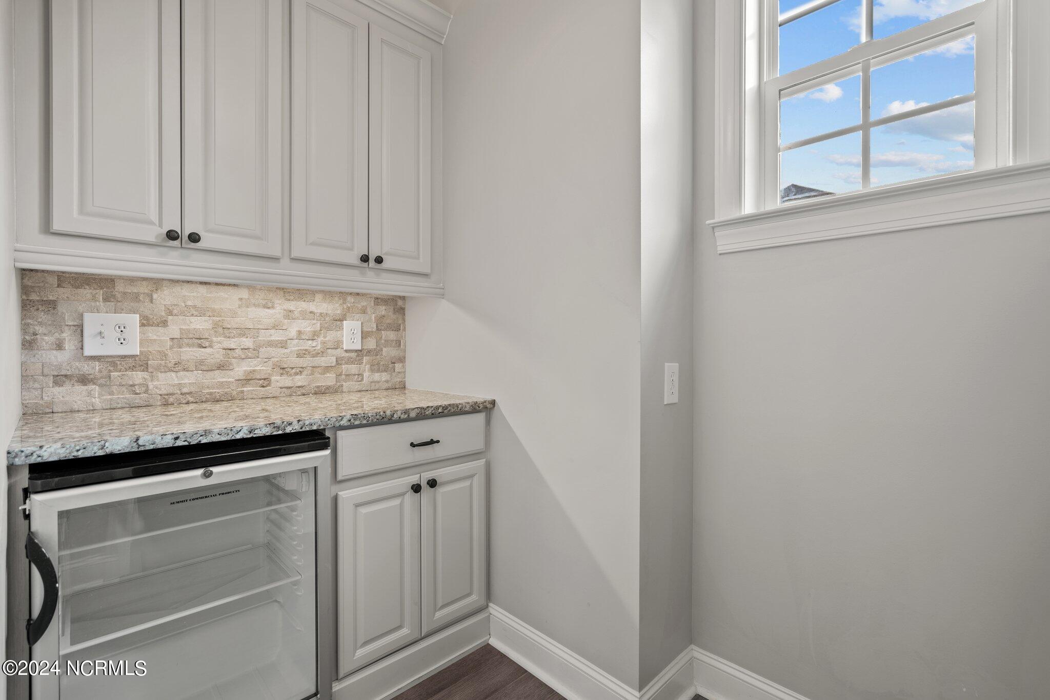 1106 Hampton Pines Court