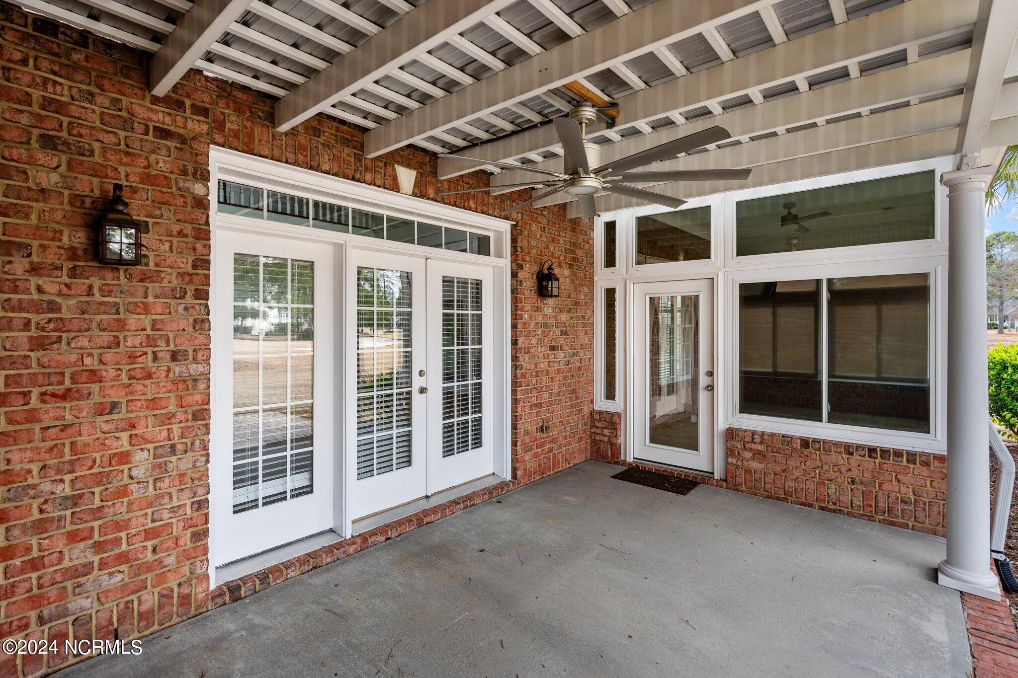 1106 Hampton Pines Court