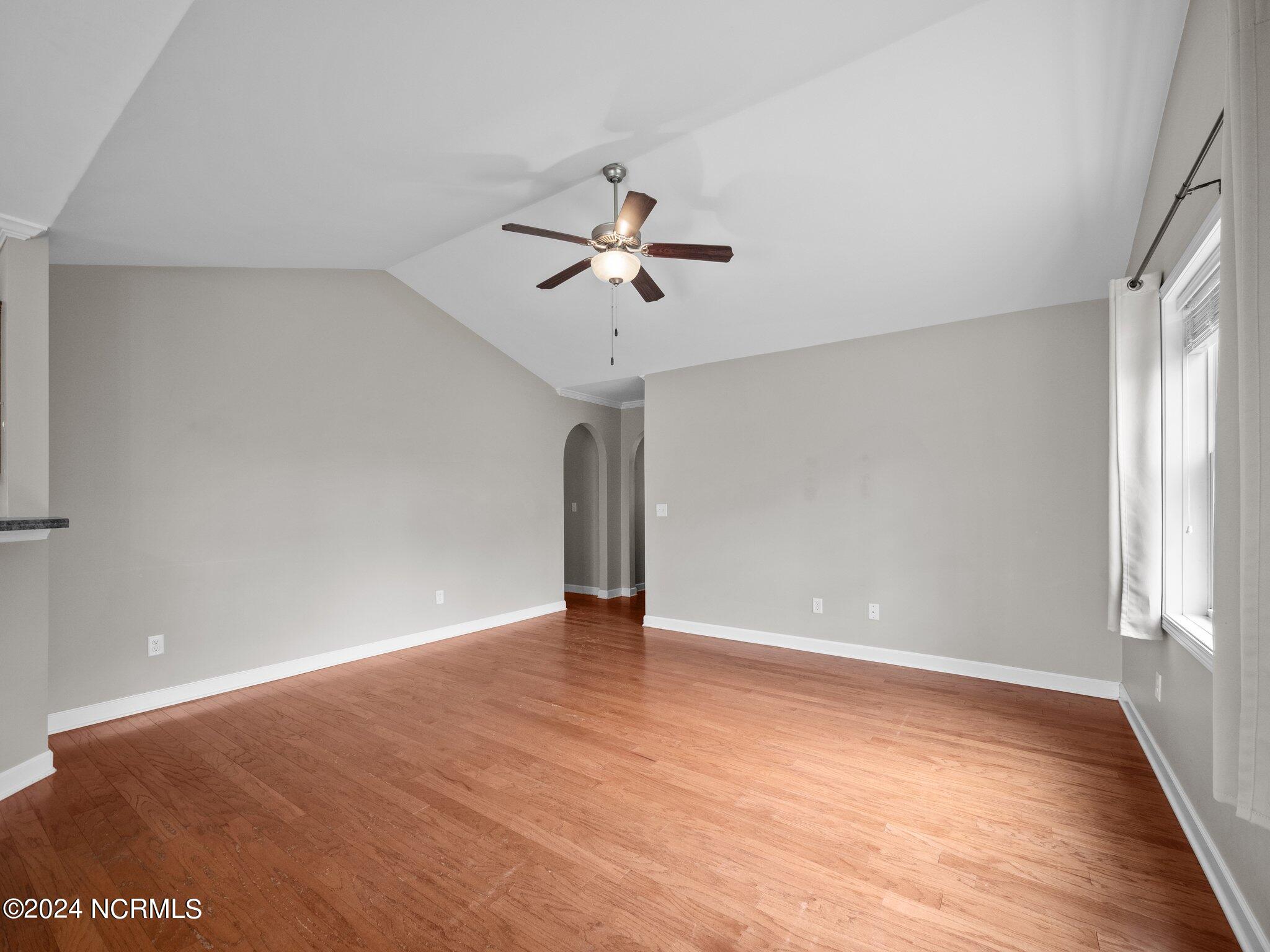 418 Blue Pennant Court