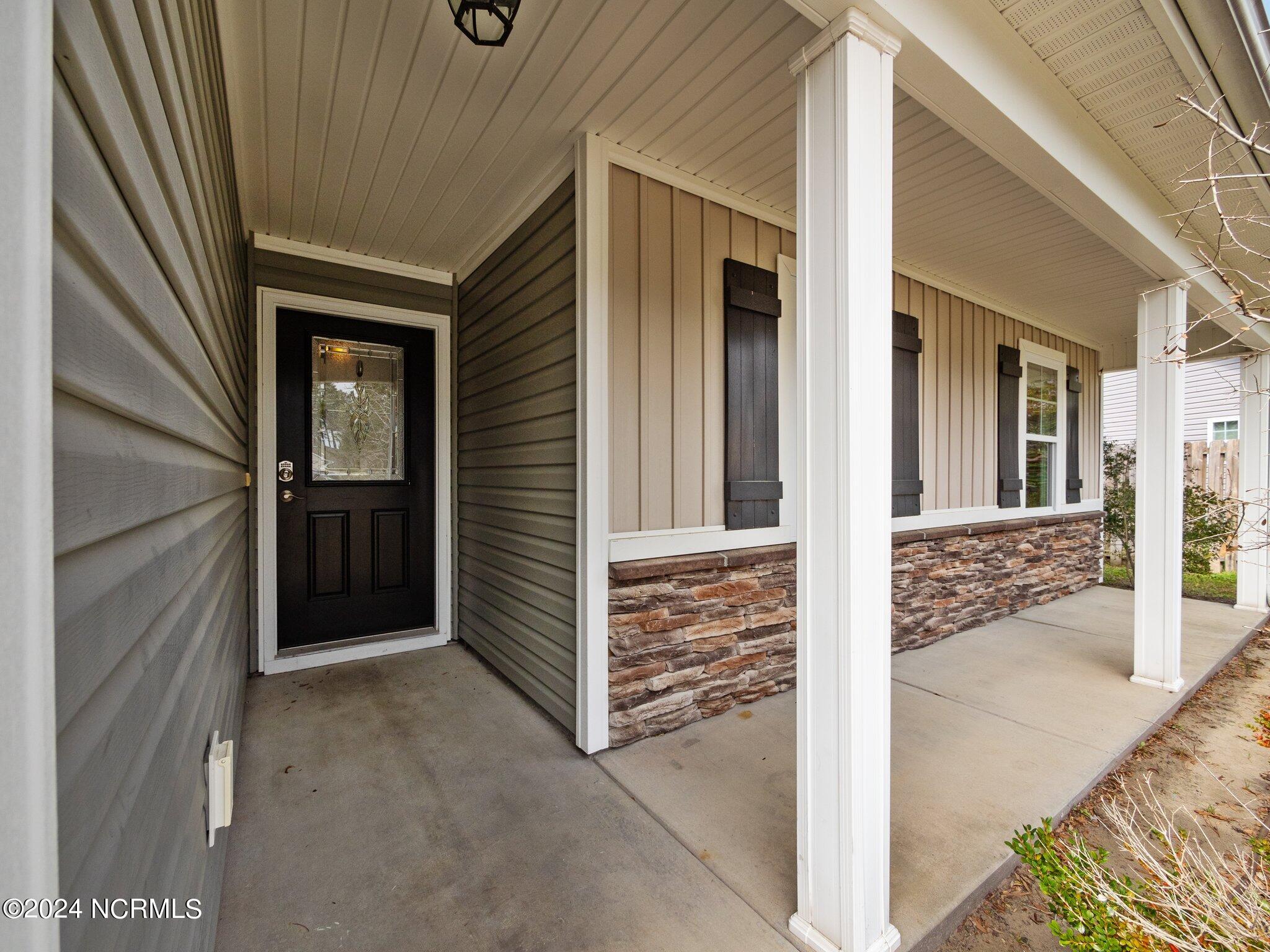 418 Blue Pennant Court