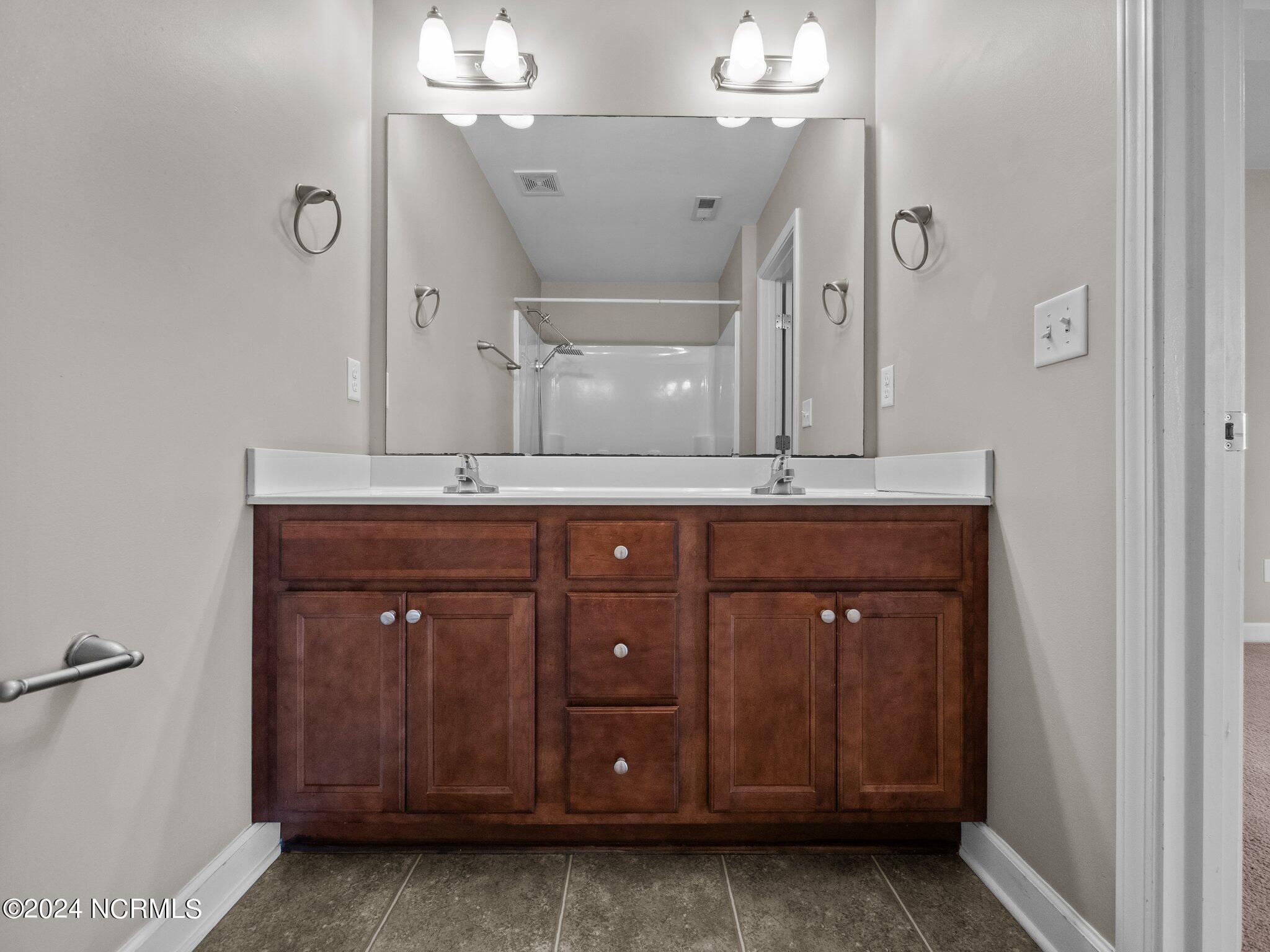 418 Blue Pennant Court