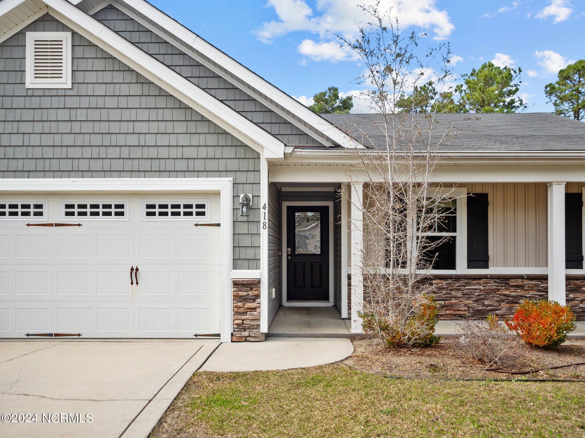 418 Blue Pennant Court