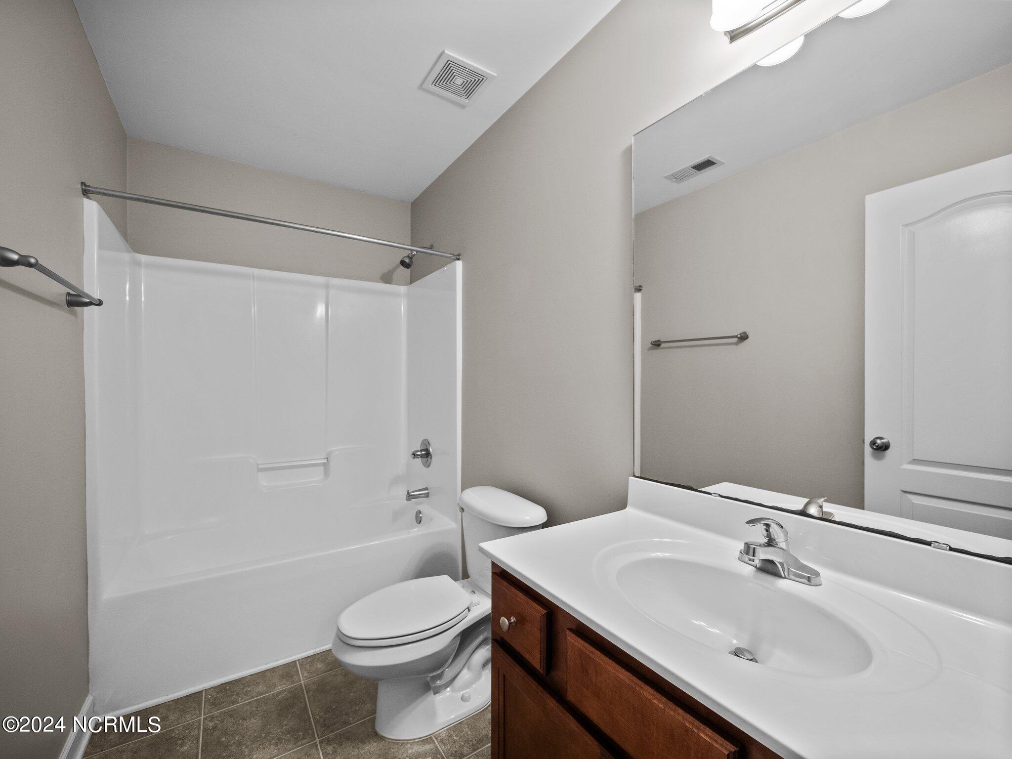 418 Blue Pennant Court