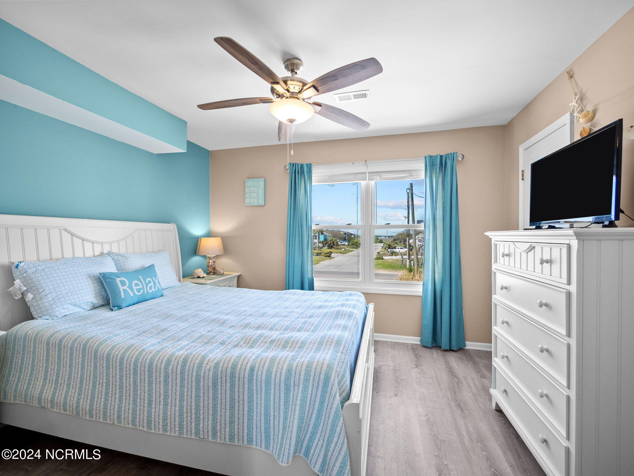 2290 New River Inlet Road, 1