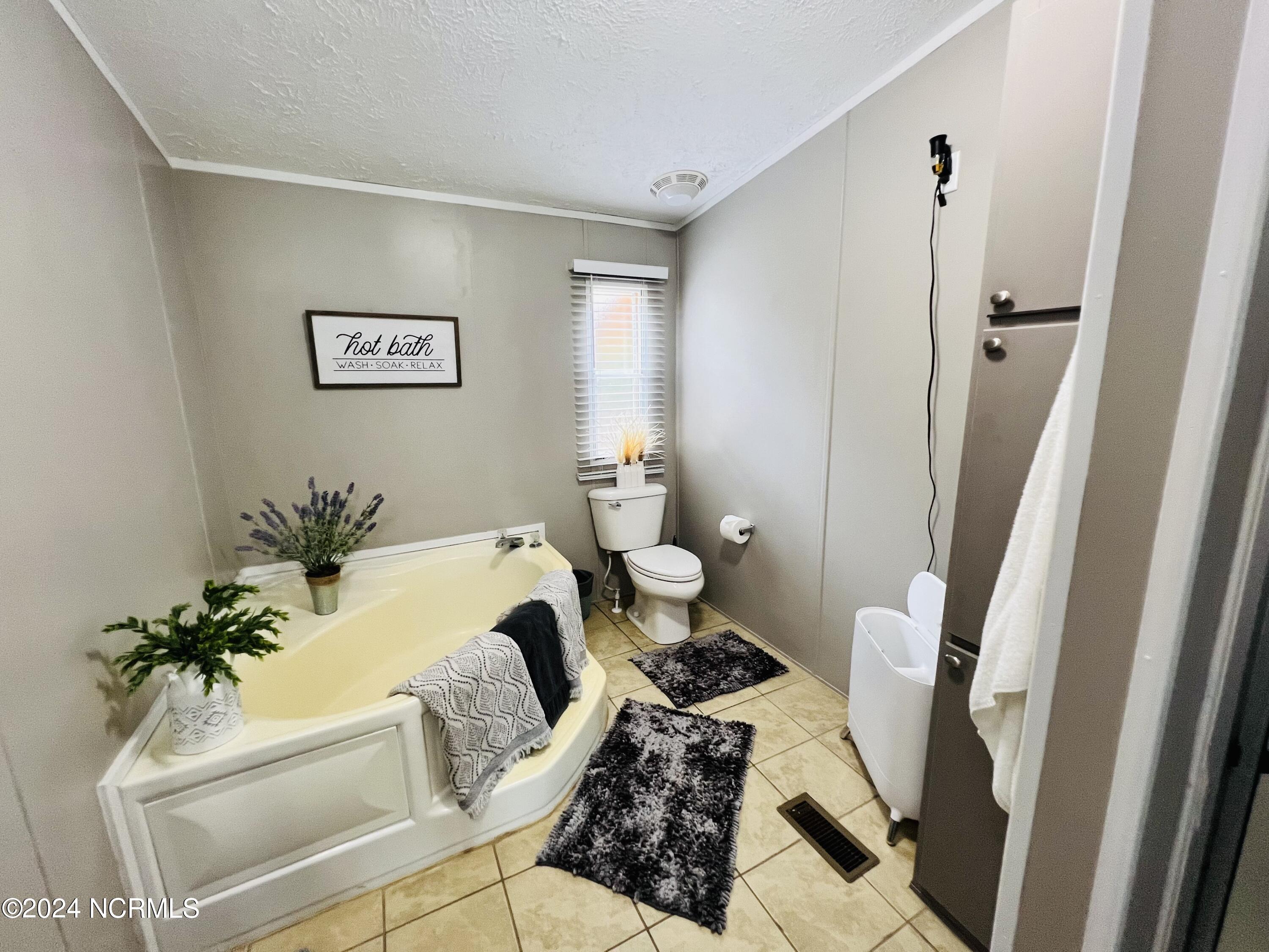 221 Alexander Place