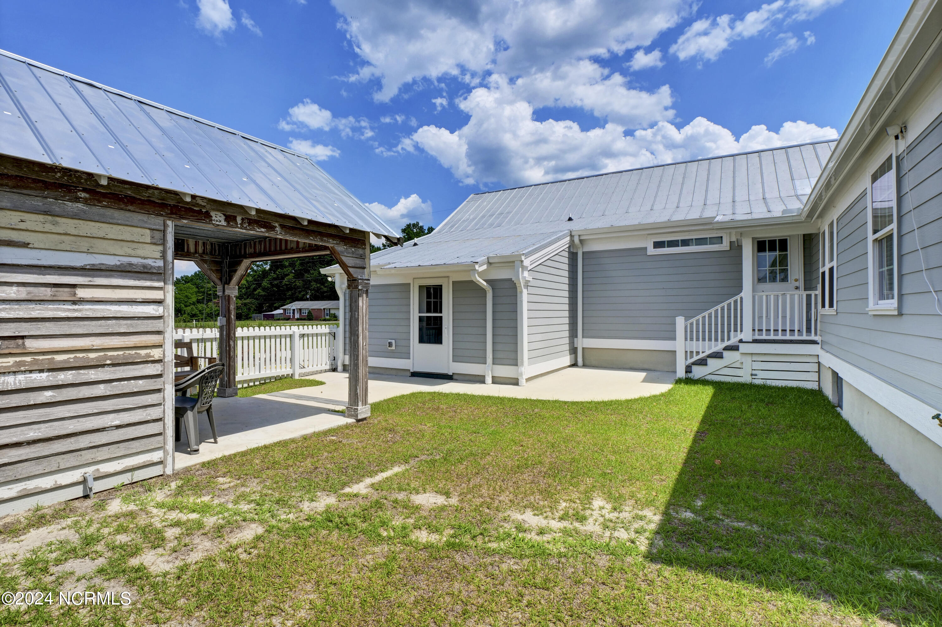 45 Old Maple Hill Road