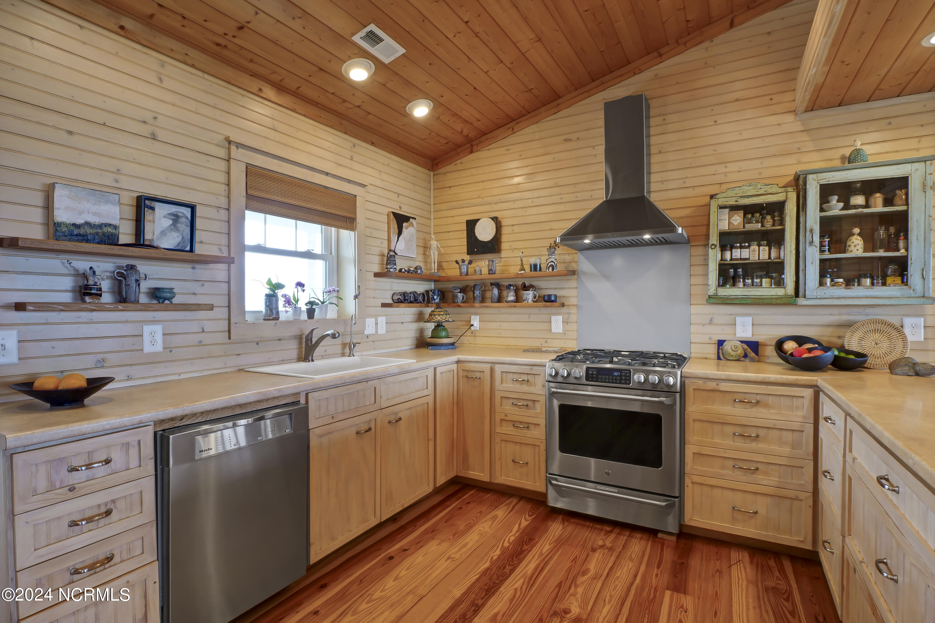 2013 Ocean Boulevard