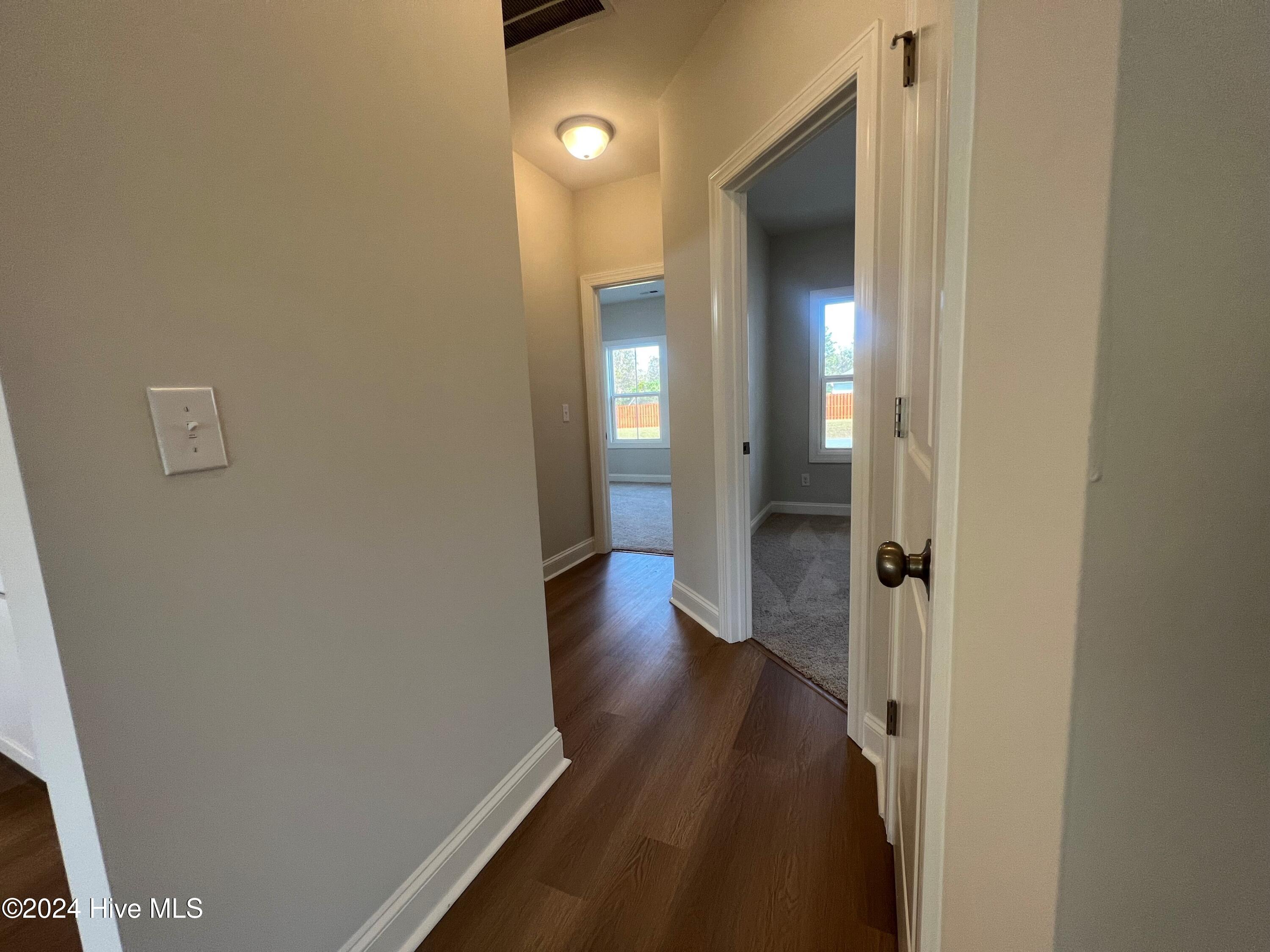 11 W Maritt Street