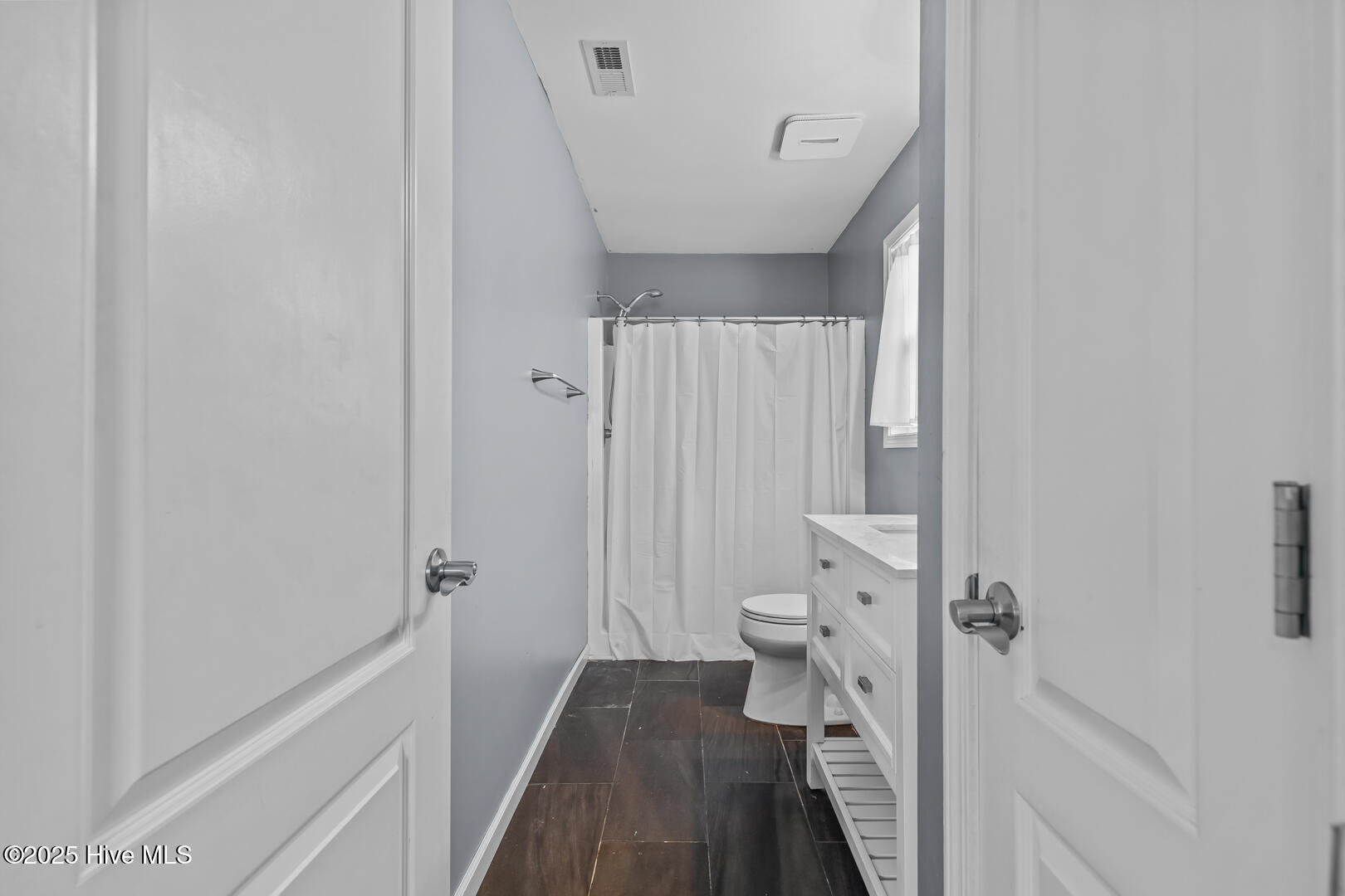 410 Blue Pennant Court
