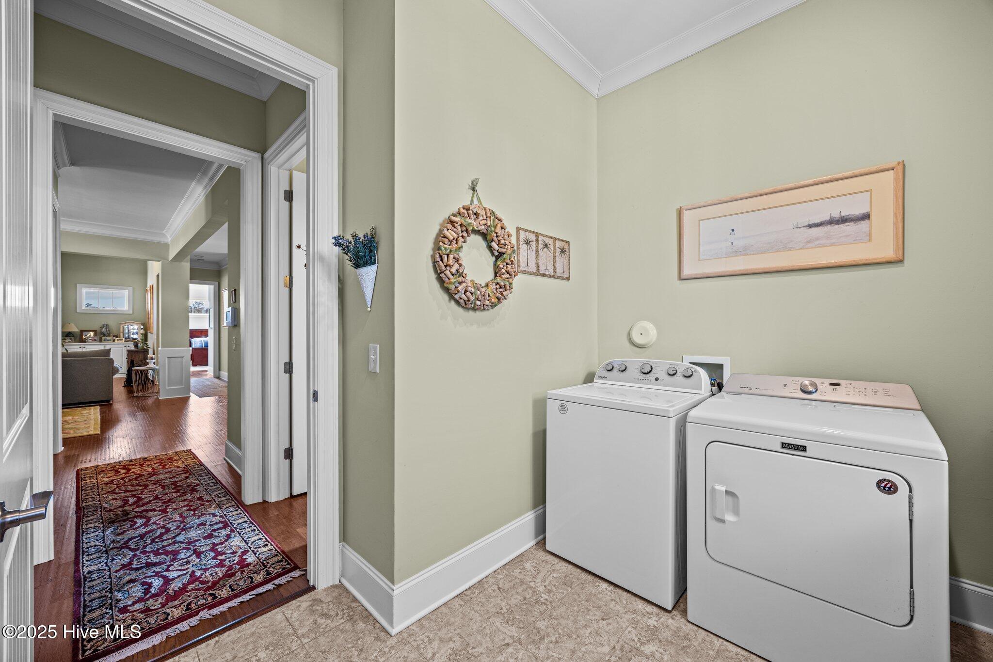 403 W Island View Drive