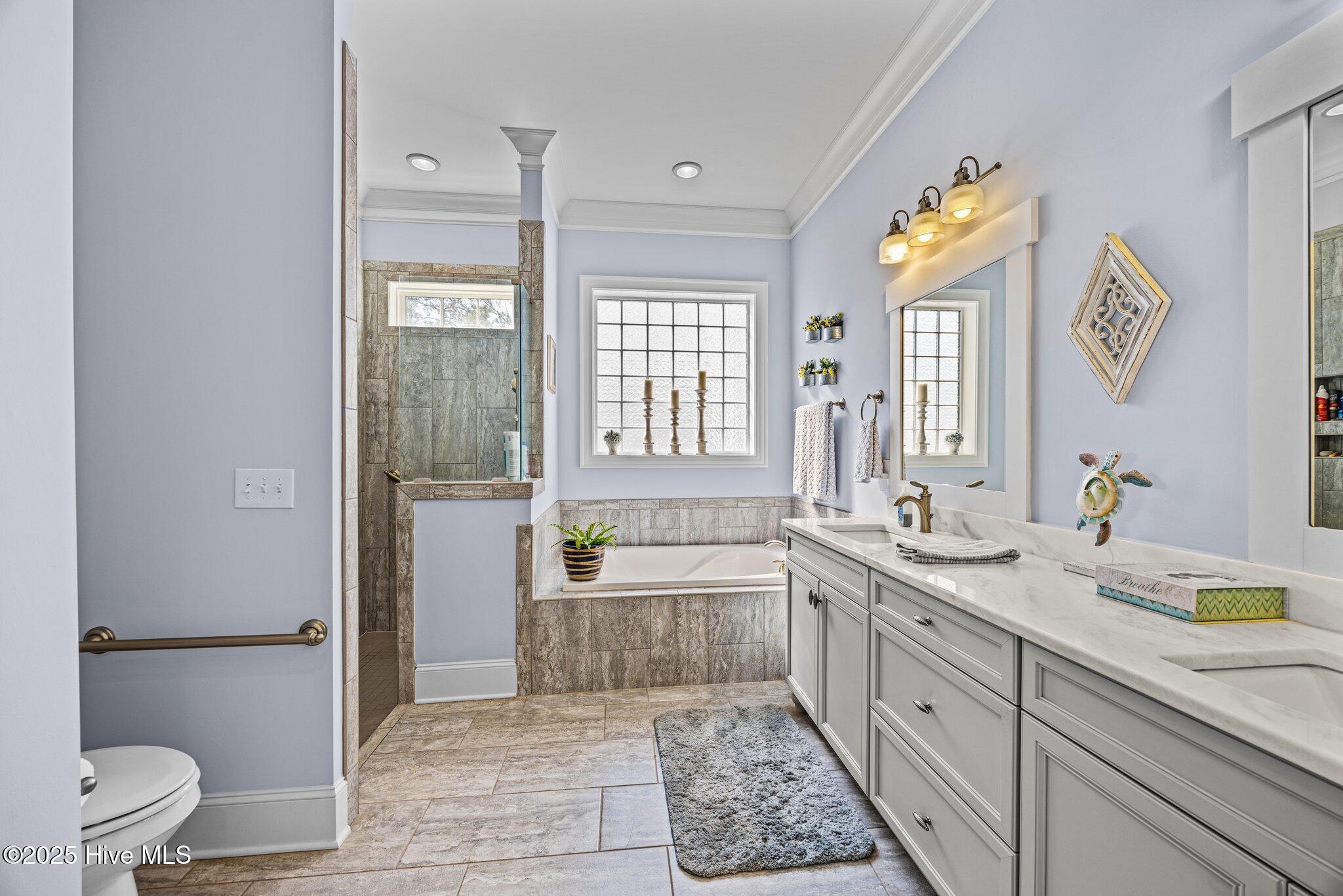 403 W Island View Drive