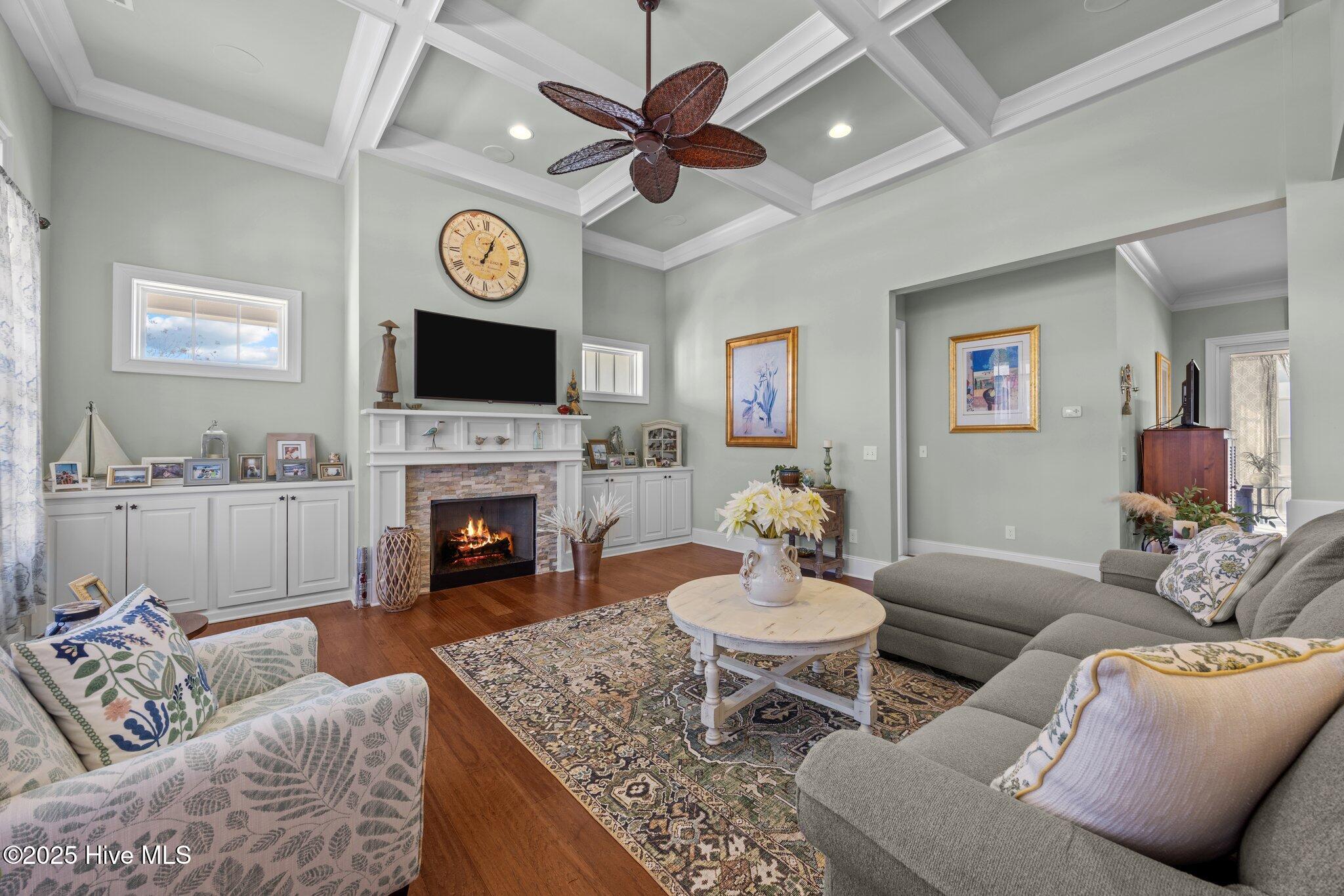 403 W Island View Drive