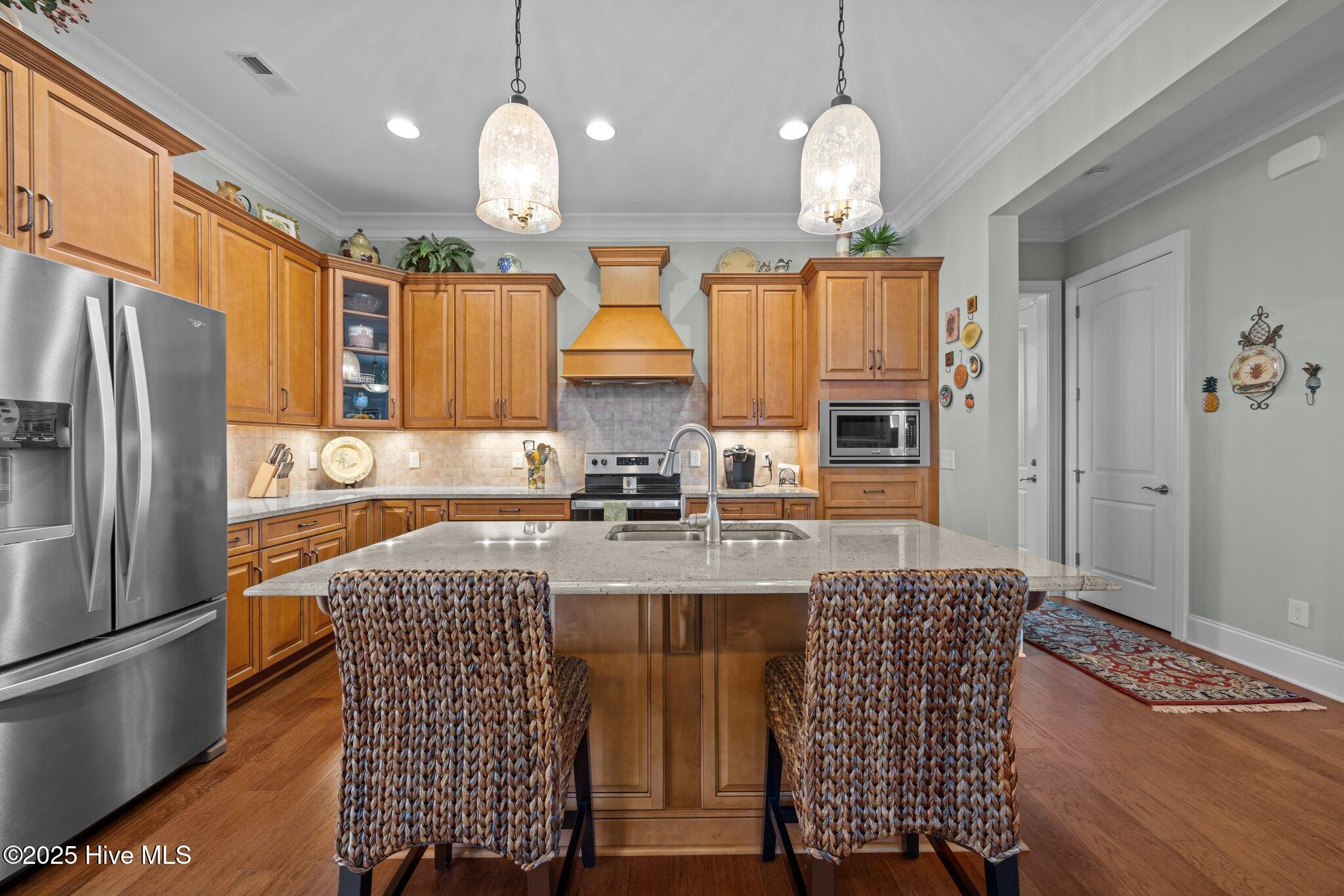 403 W Island View Drive