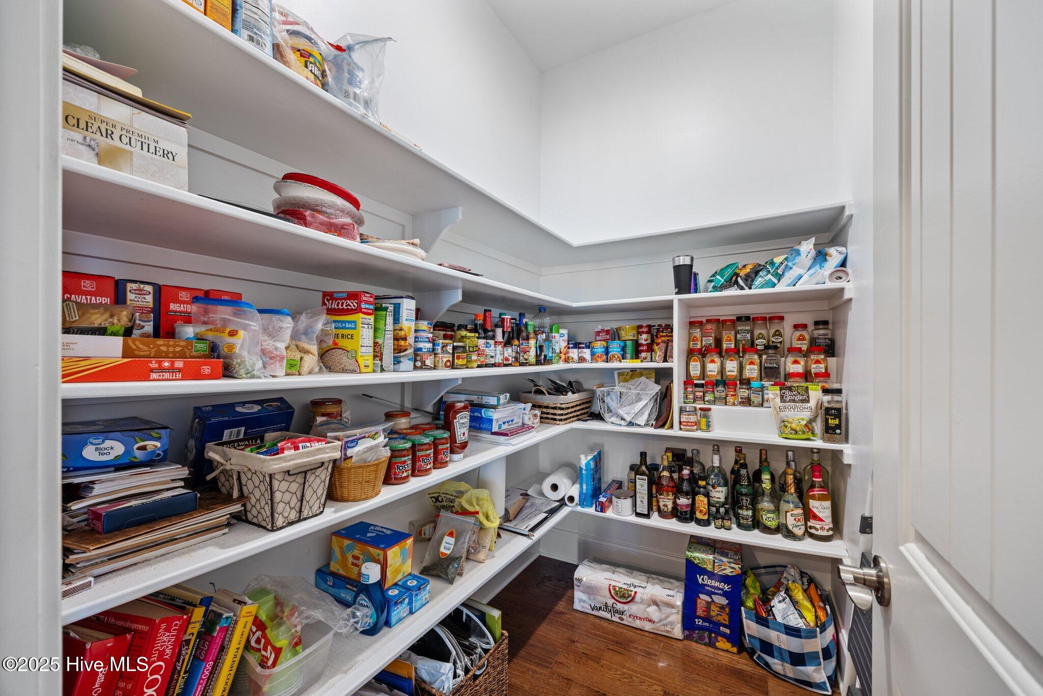 403 W Island View Drive