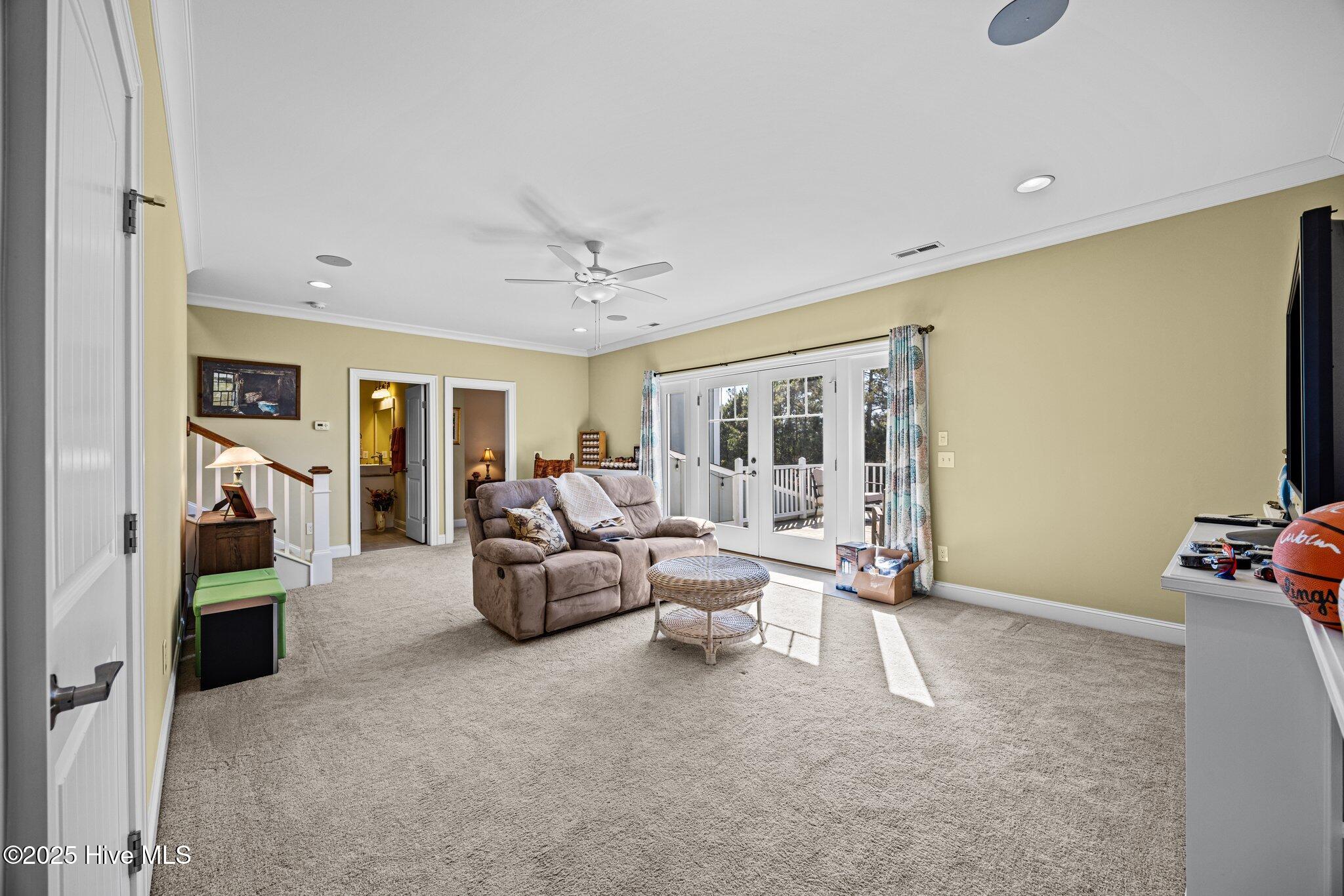 403 W Island View Drive