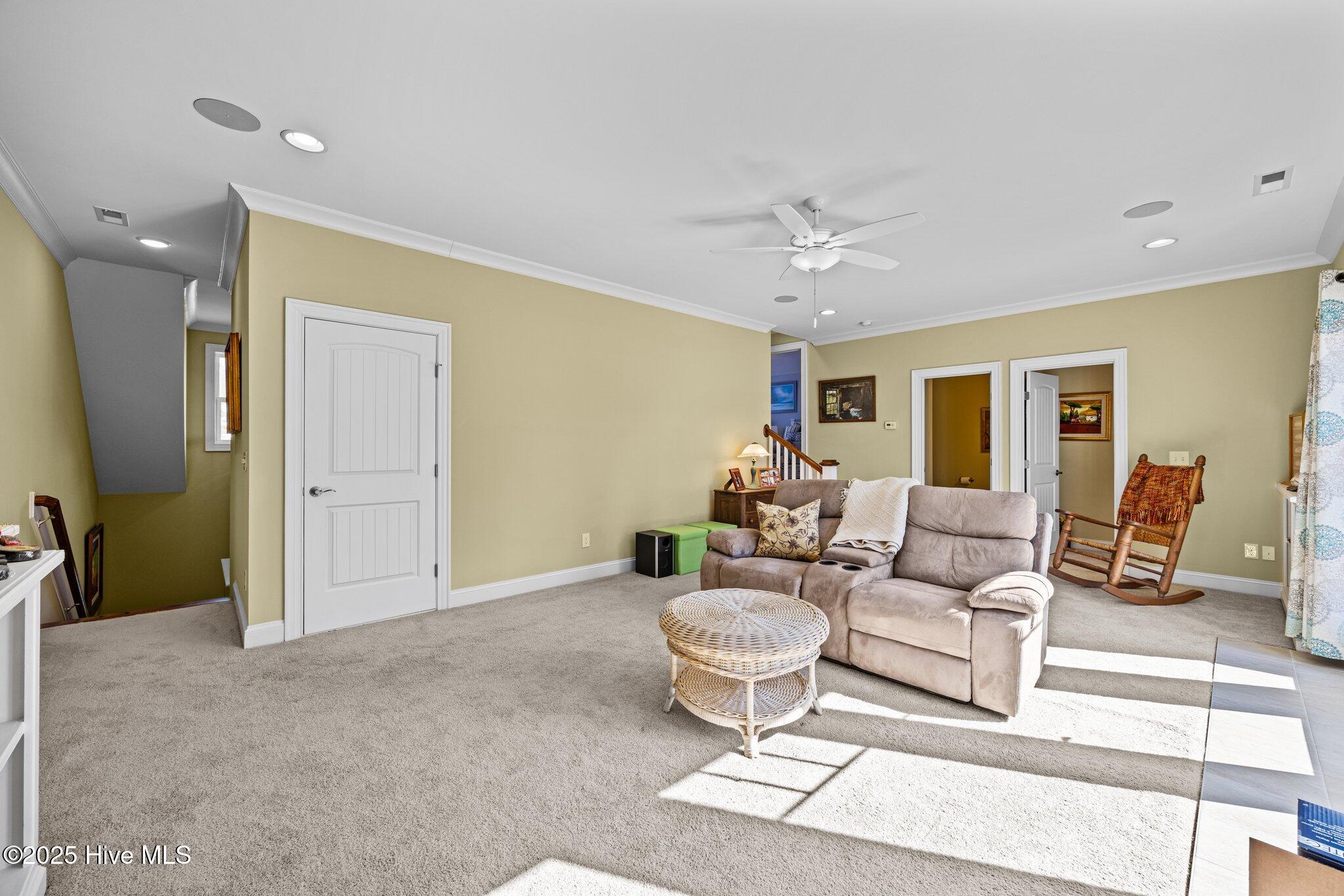 403 W Island View Drive