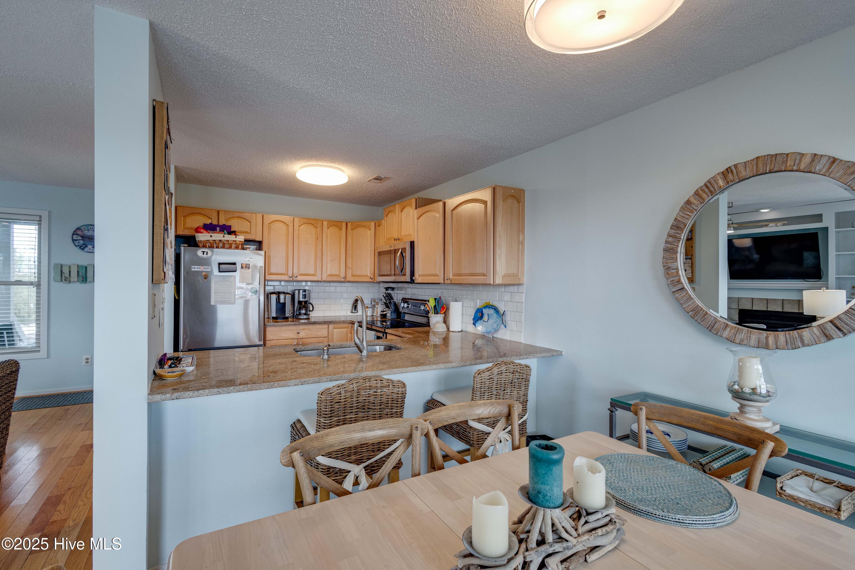 2135 Ocean Boulevard, B