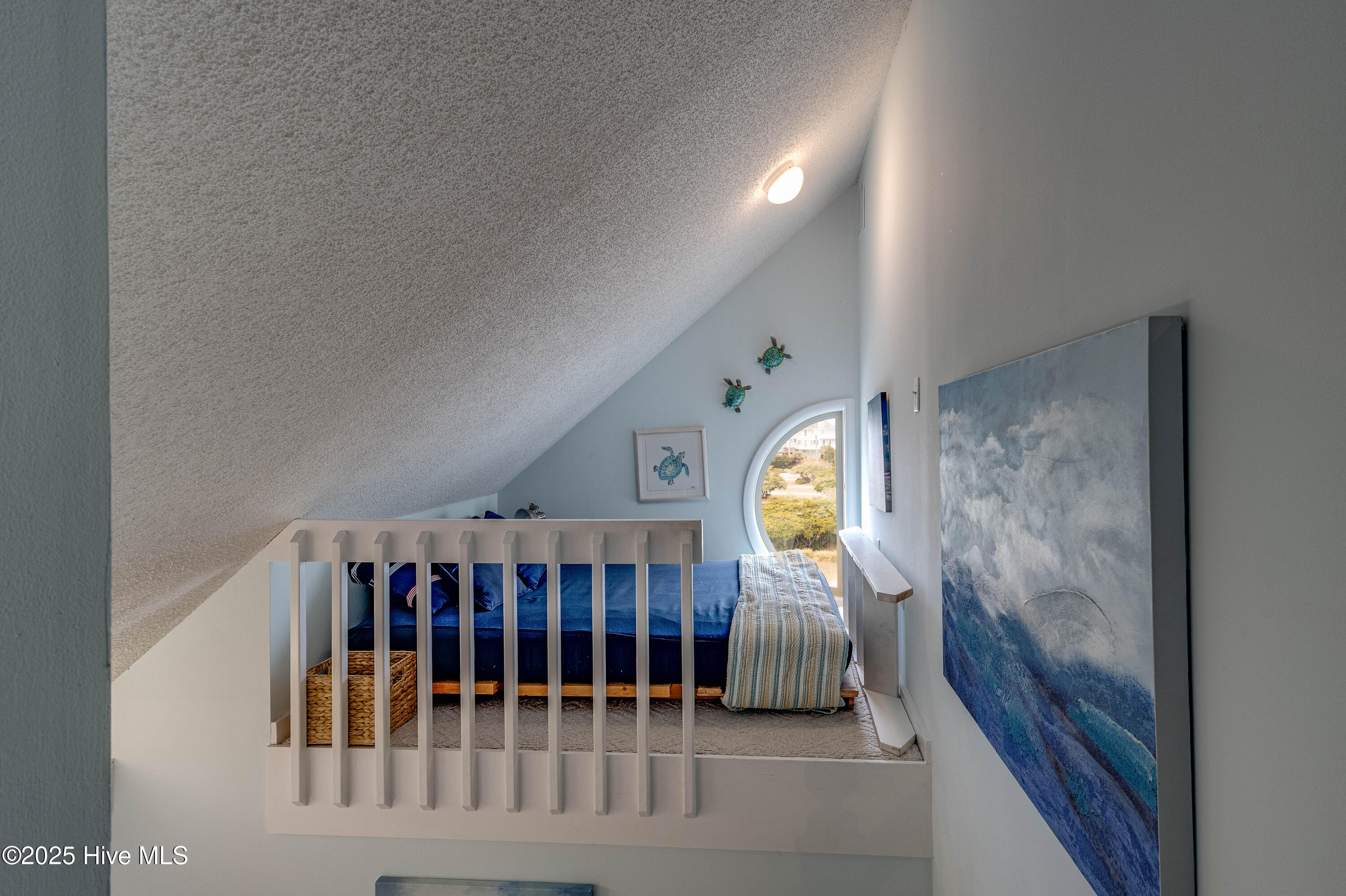 2135 Ocean Boulevard, B