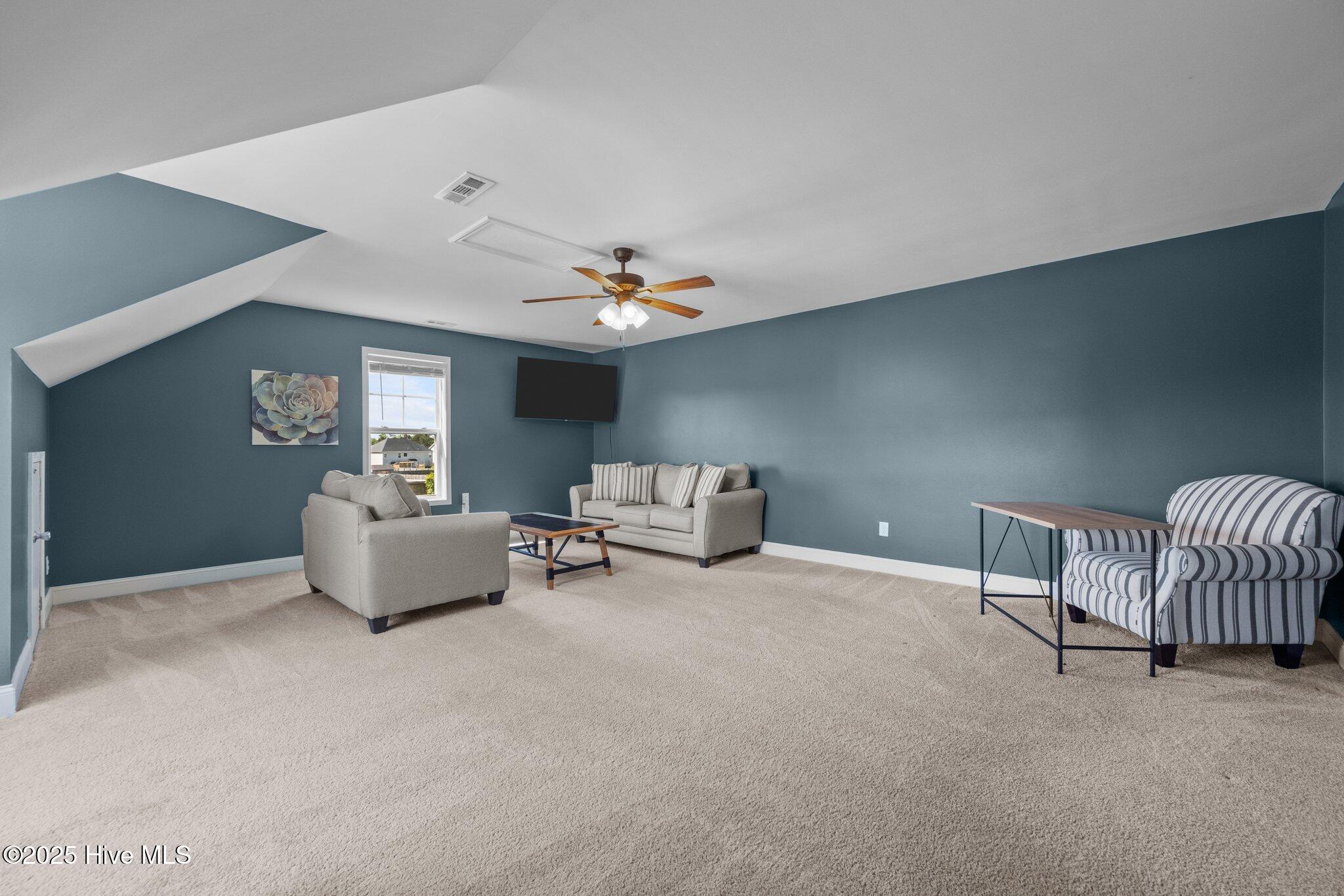 294 SW Plantation Drive
