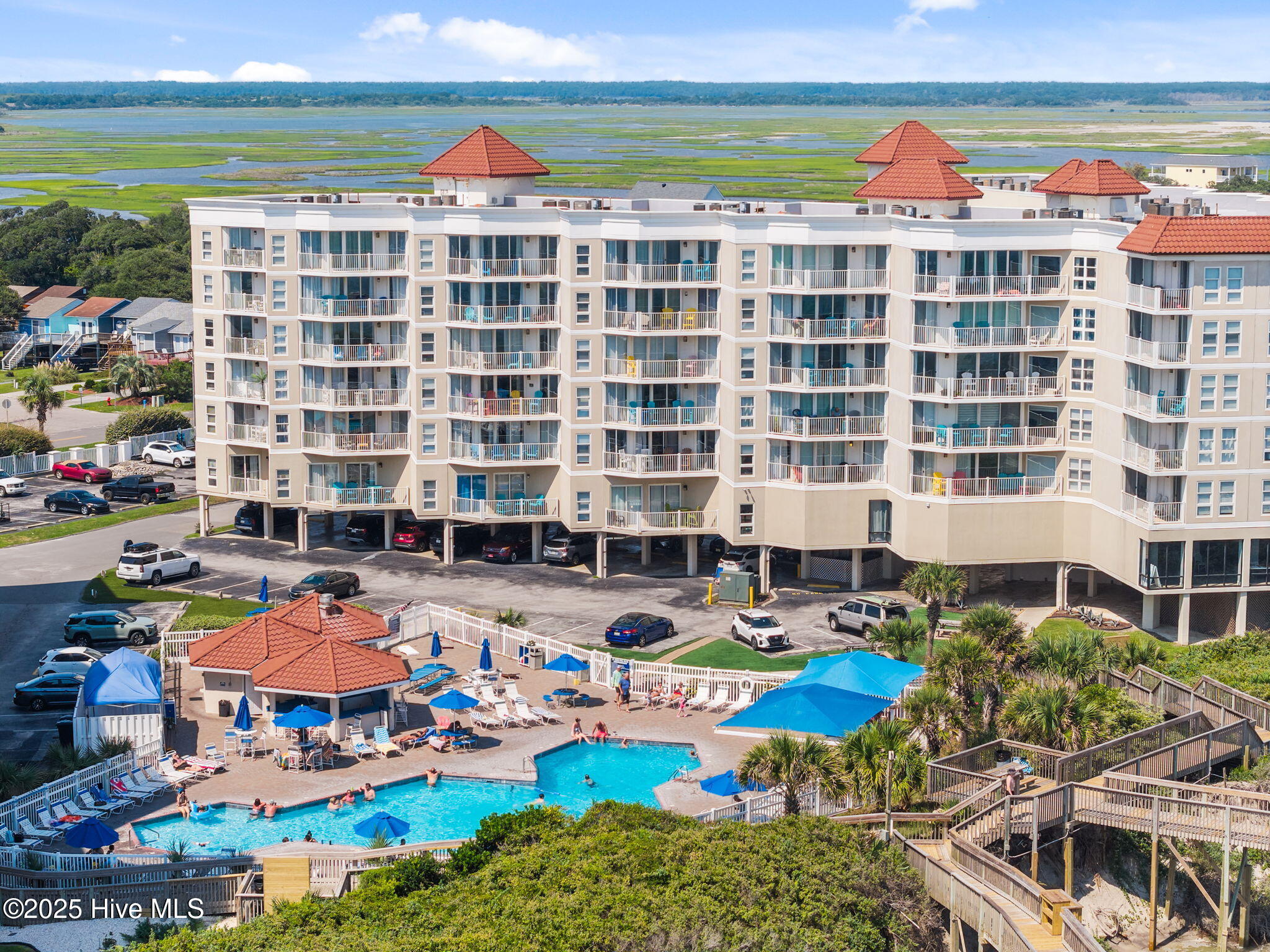 2000 New River Inlet Road, 2206