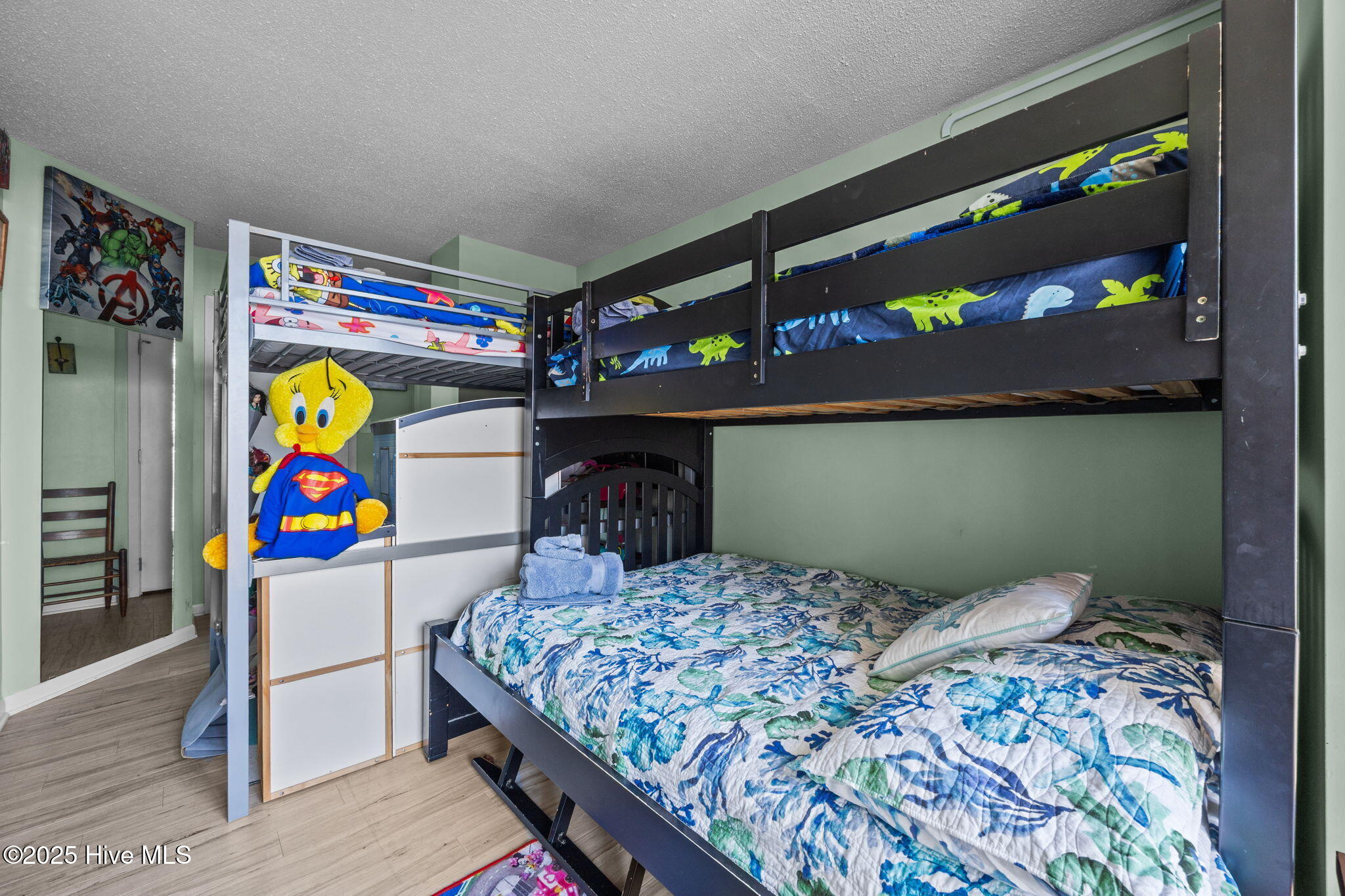 2000 New River Inlet Road, 2206