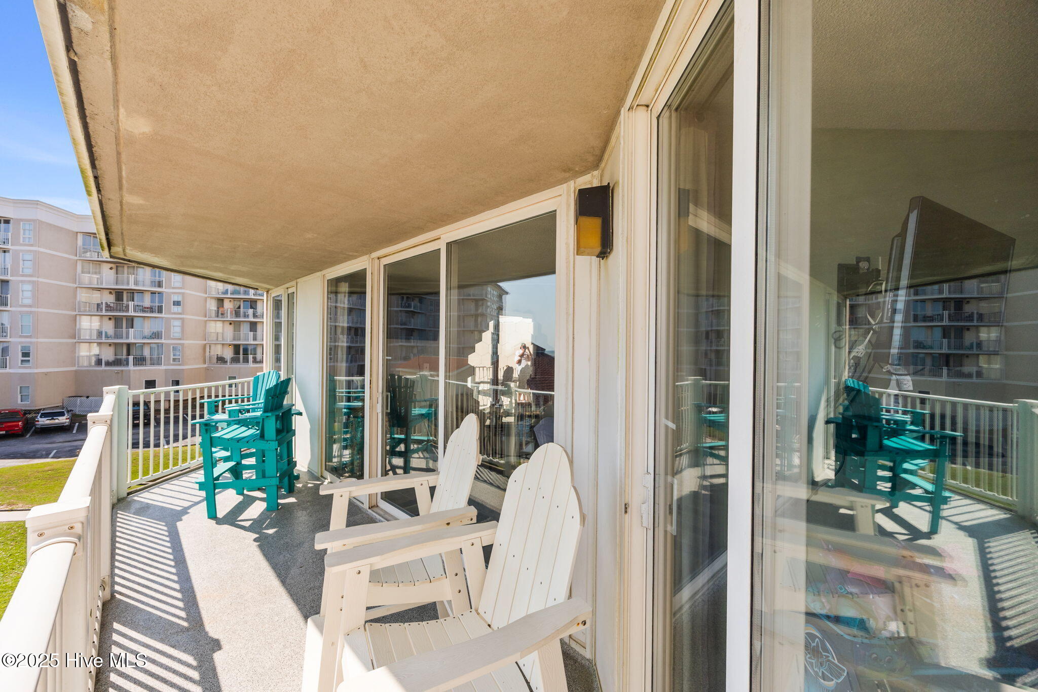 2000 New River Inlet Road, 2206