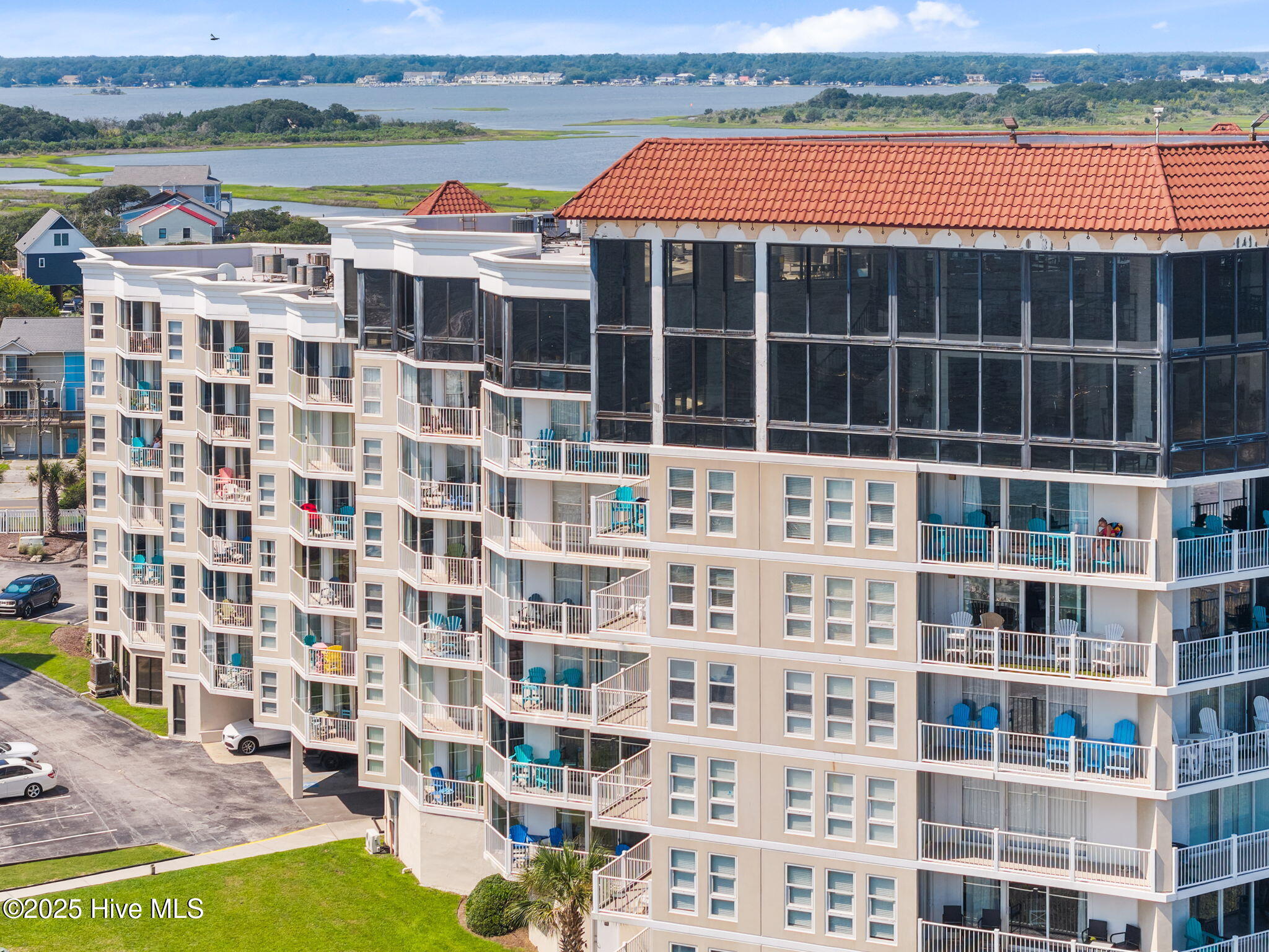 2000 New River Inlet Road, 2206