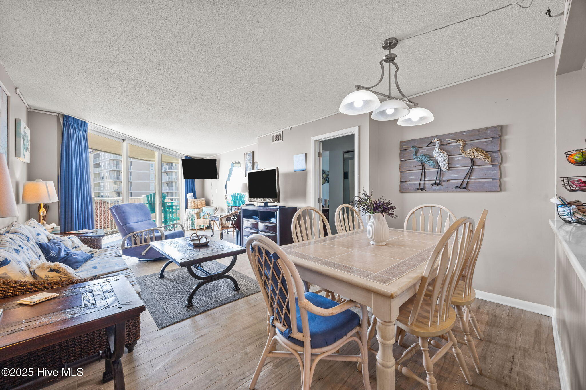 2000 New River Inlet Road, 2206