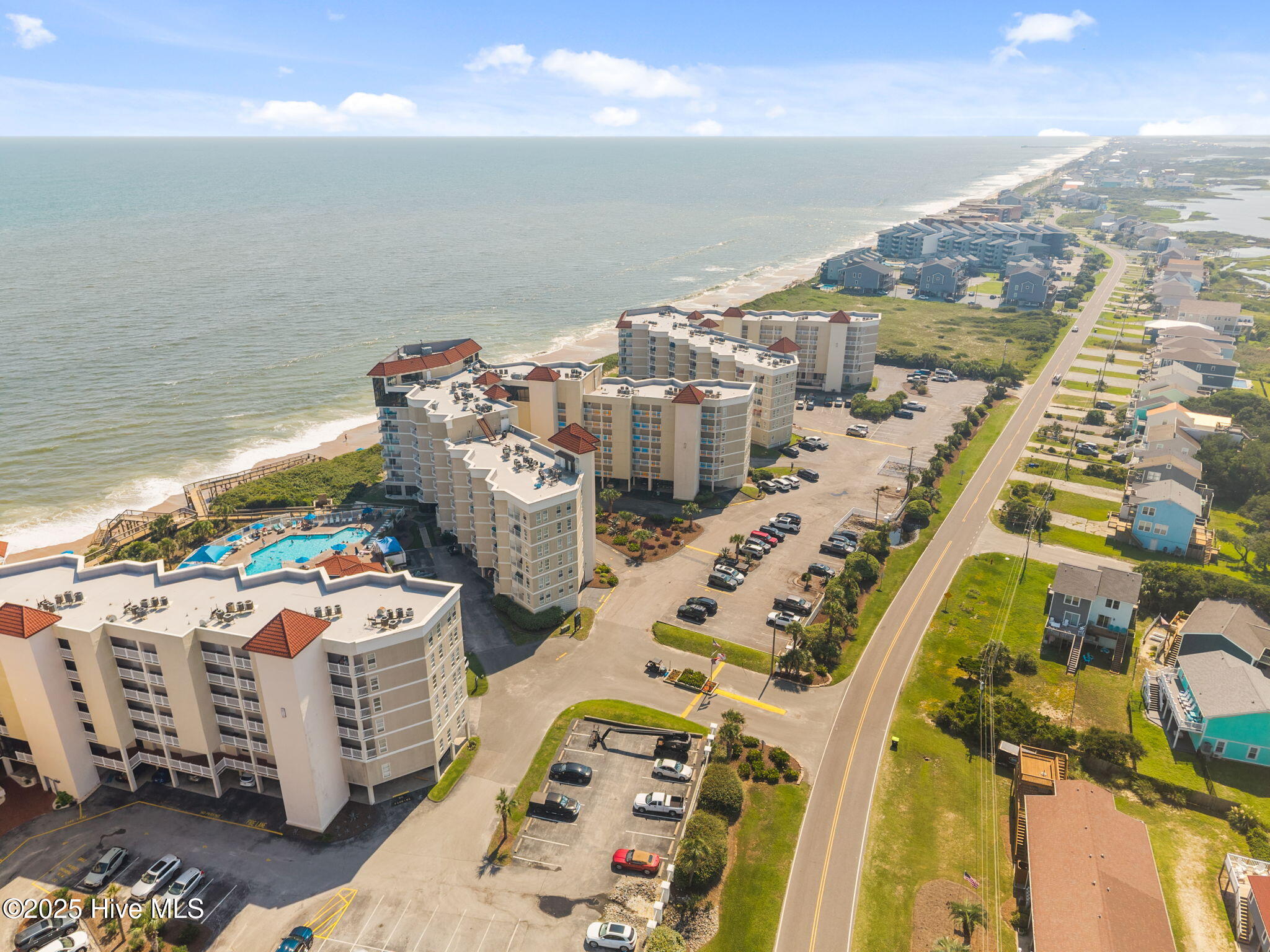 2000 New River Inlet Road, 2206