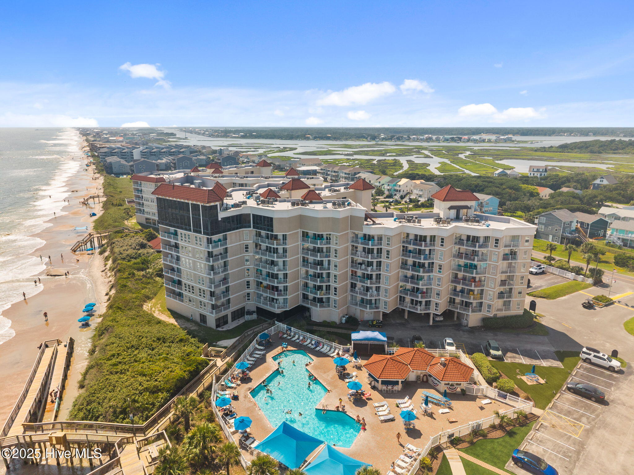 2000 New River Inlet Road, 2206