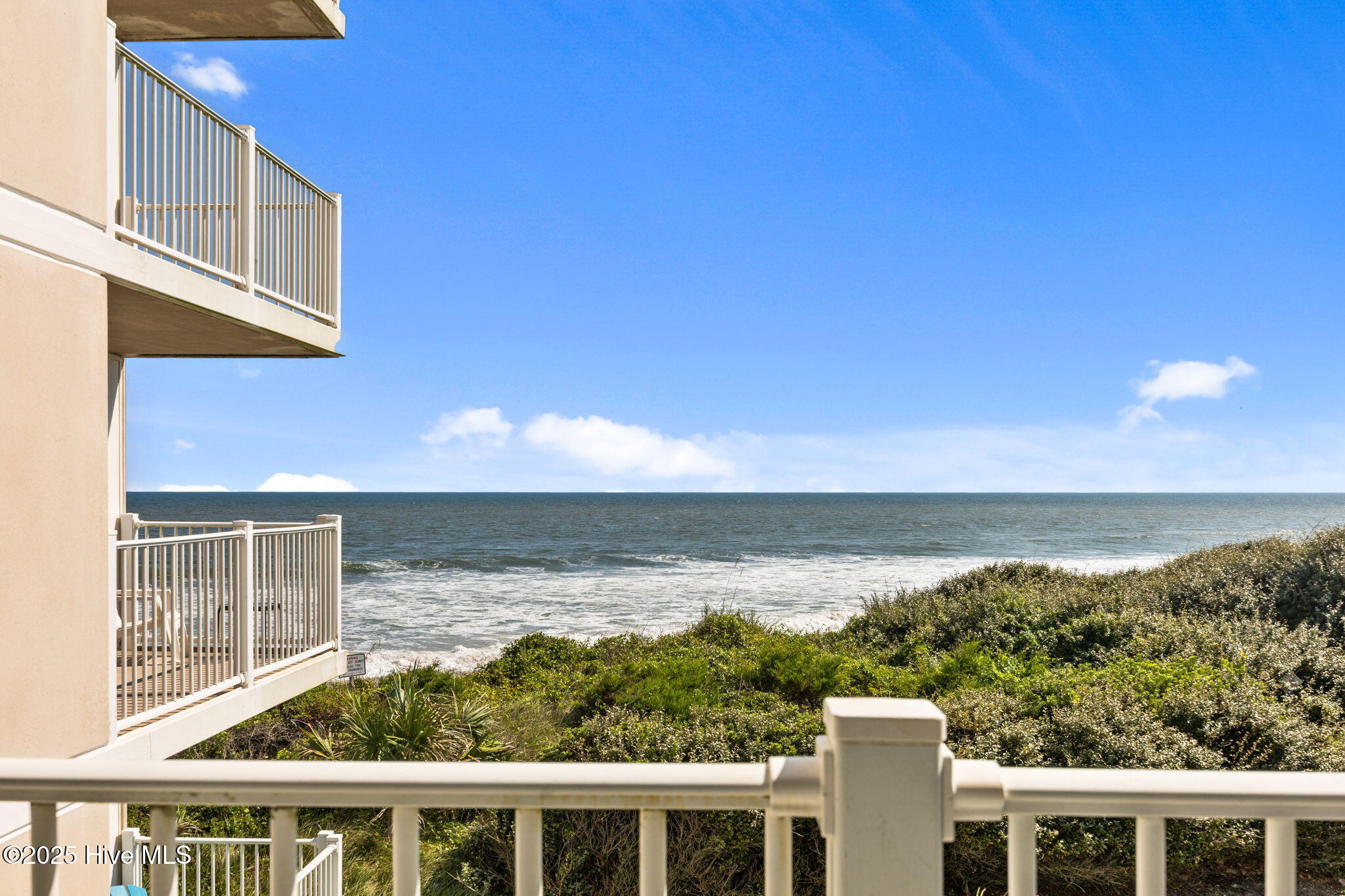2000 New River Inlet Road, 2206