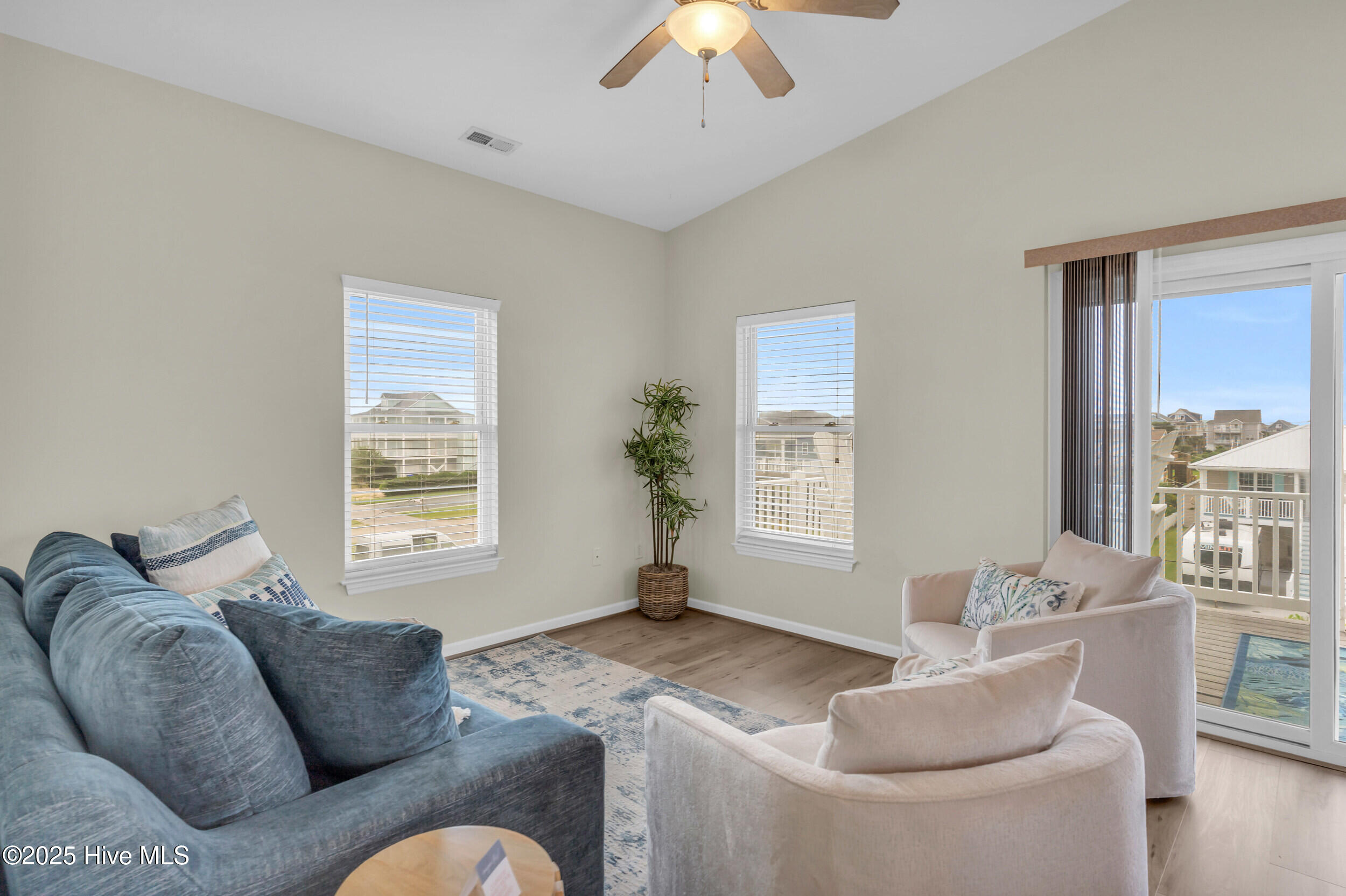 8014 8th Street, Surf City