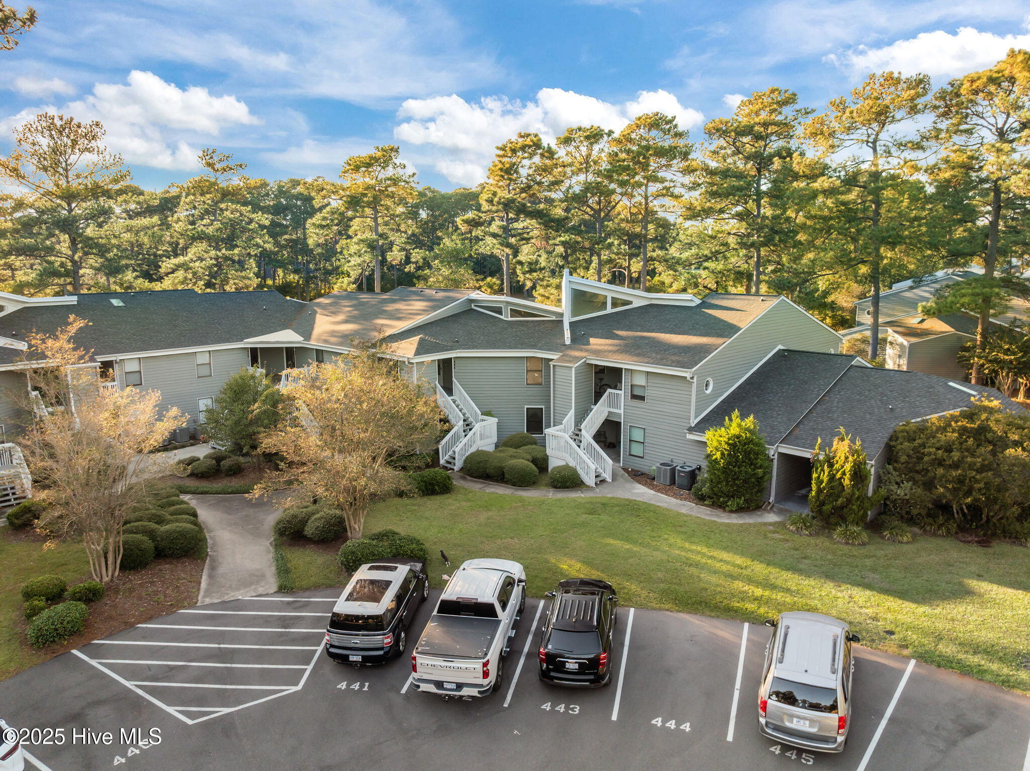 724 Azalea Drive, 439, Hampstead Unit: 439