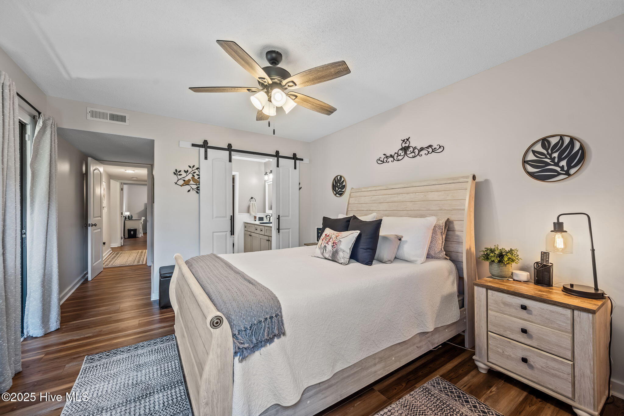 724 Azalea Drive, 439, Hampstead Unit: 439