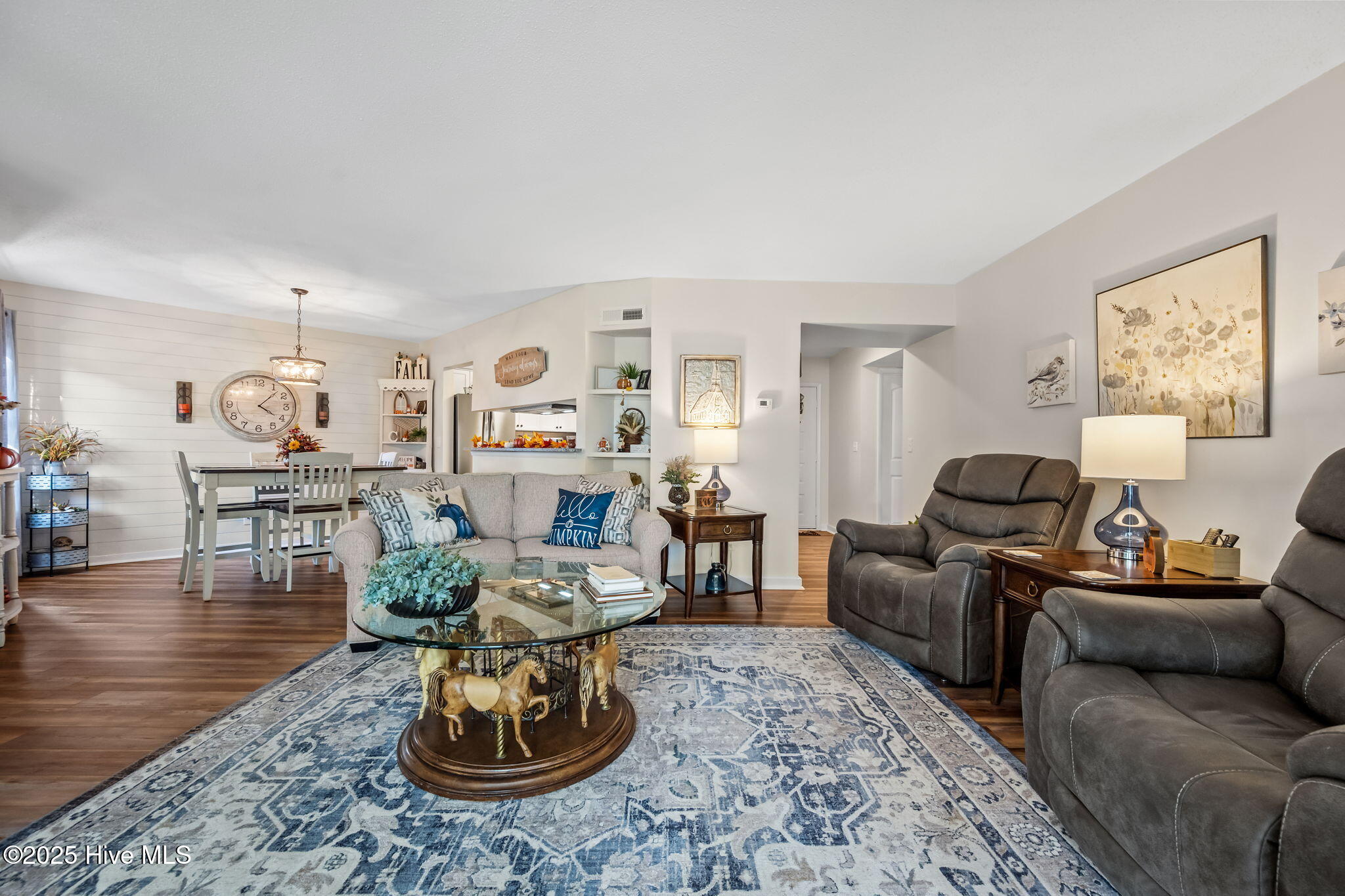 724 Azalea Drive, 439, Hampstead Unit: 439