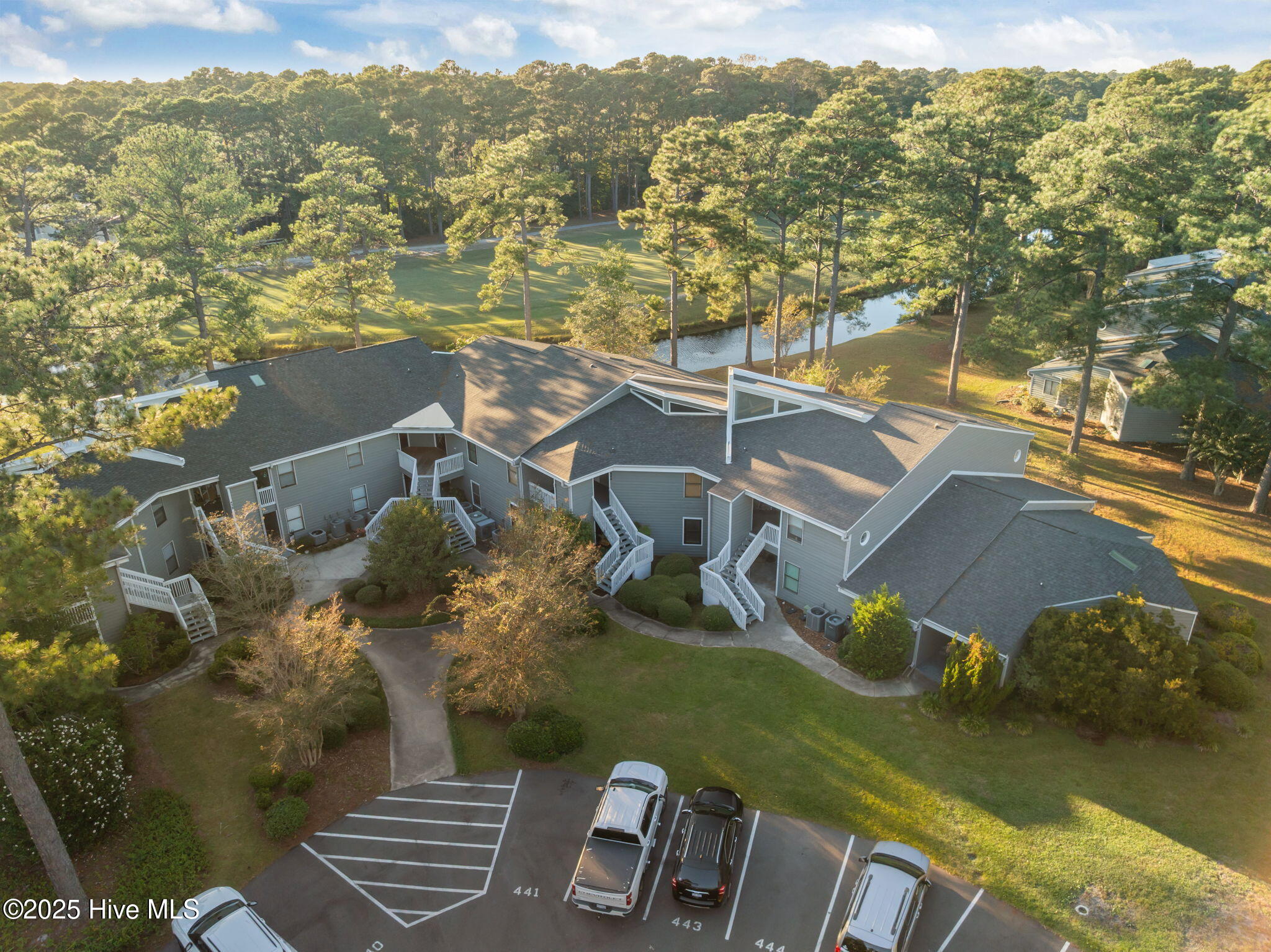 724 Azalea Drive, 439, Hampstead Unit: 439