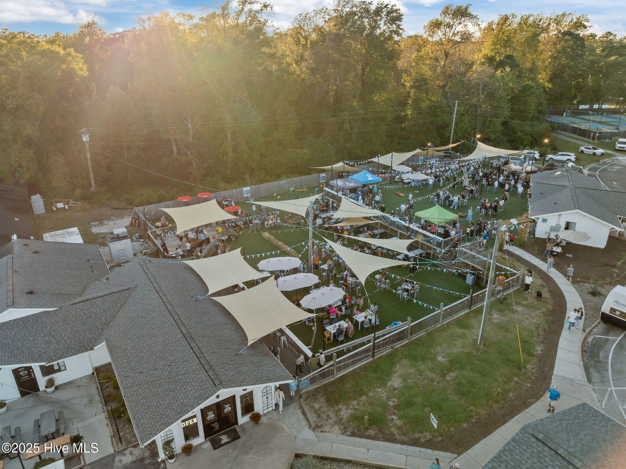 724 Azalea Drive, 439, Hampstead Unit: 439