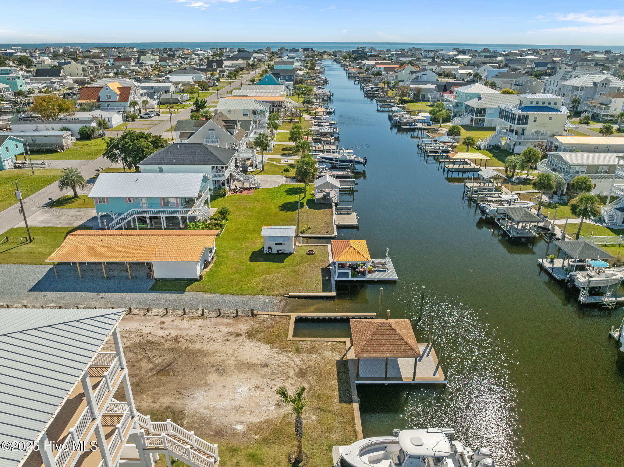 6095 41 6th Street, Surf City