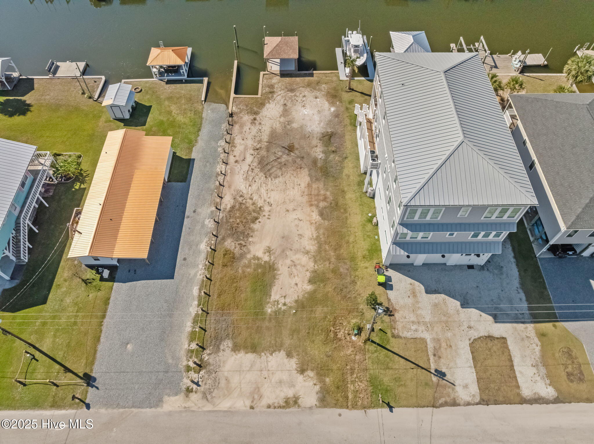 6095 41 6th Street, Surf City