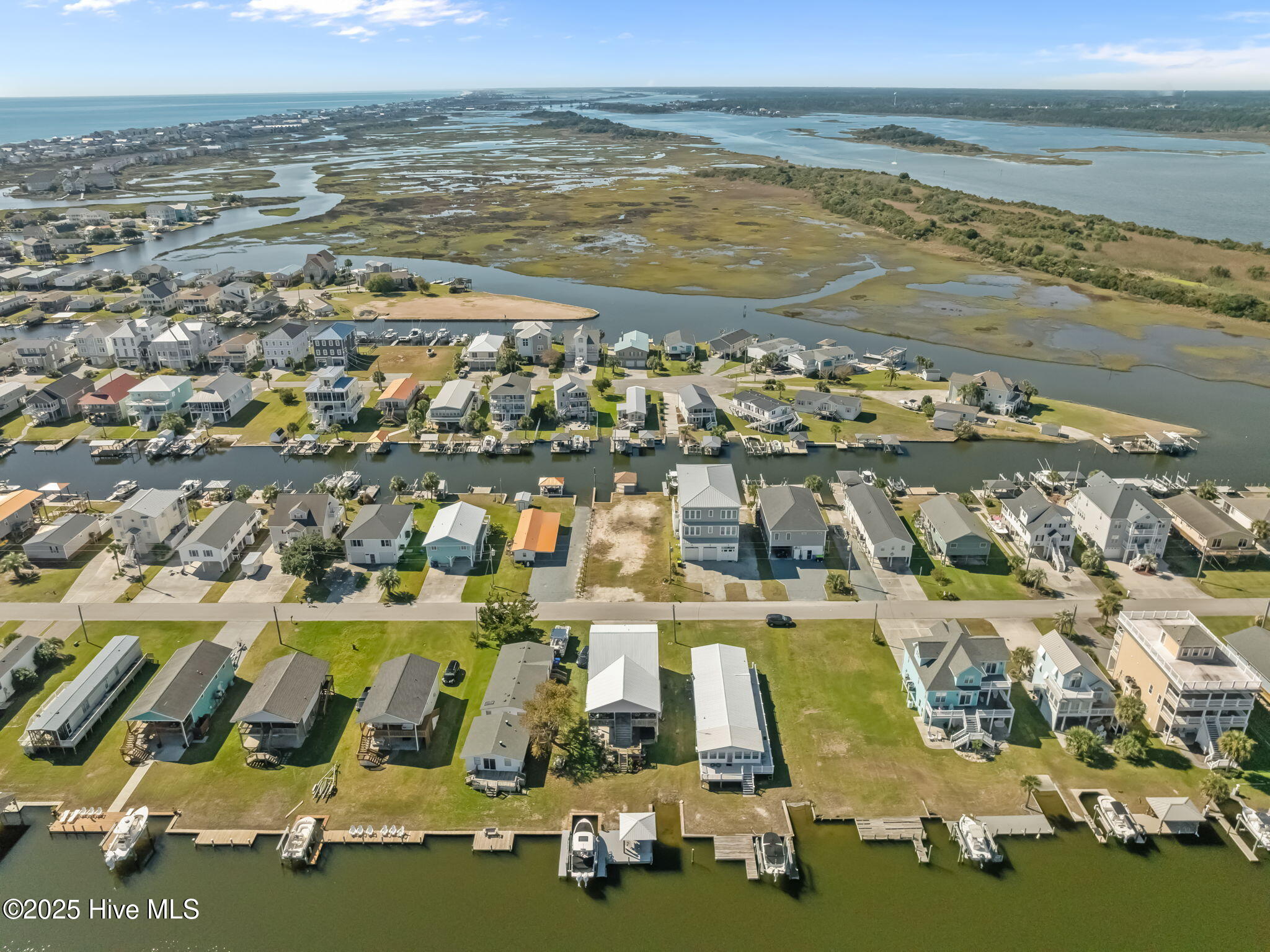 6095 41 6th Street, Surf City