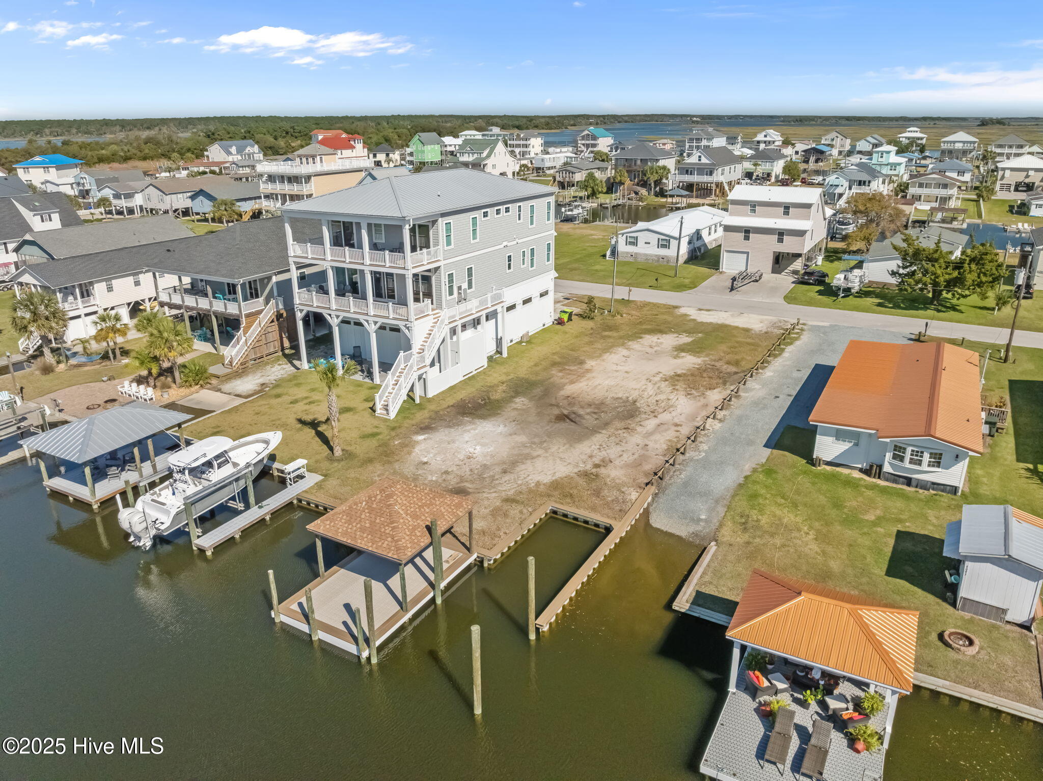 6095 41 6th Street, Surf City