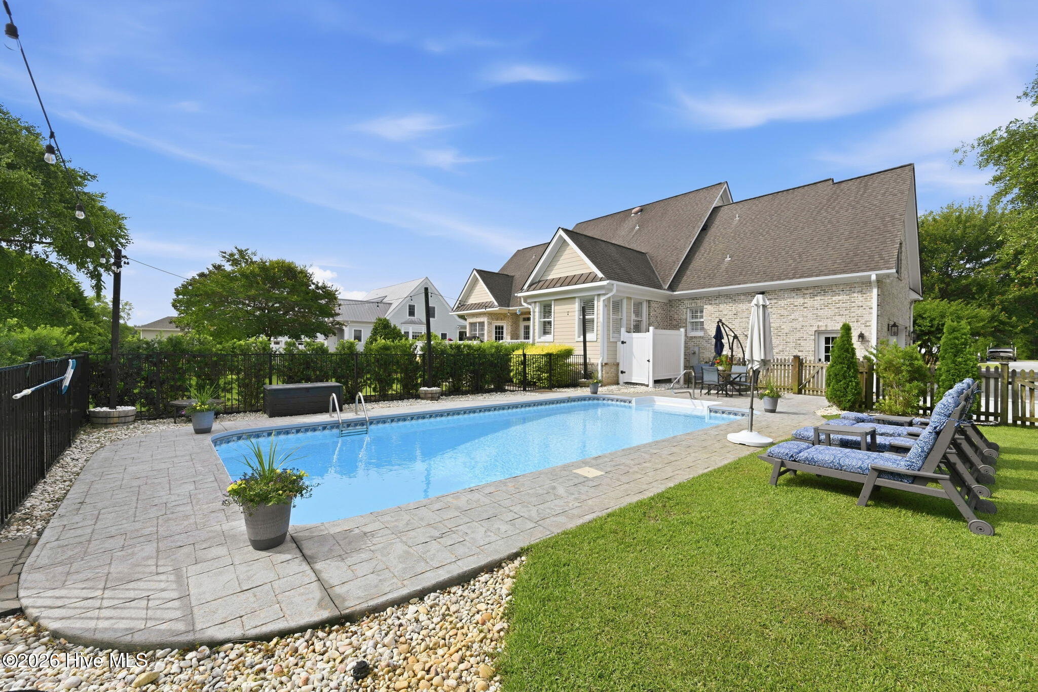 102 N Stargazer Court