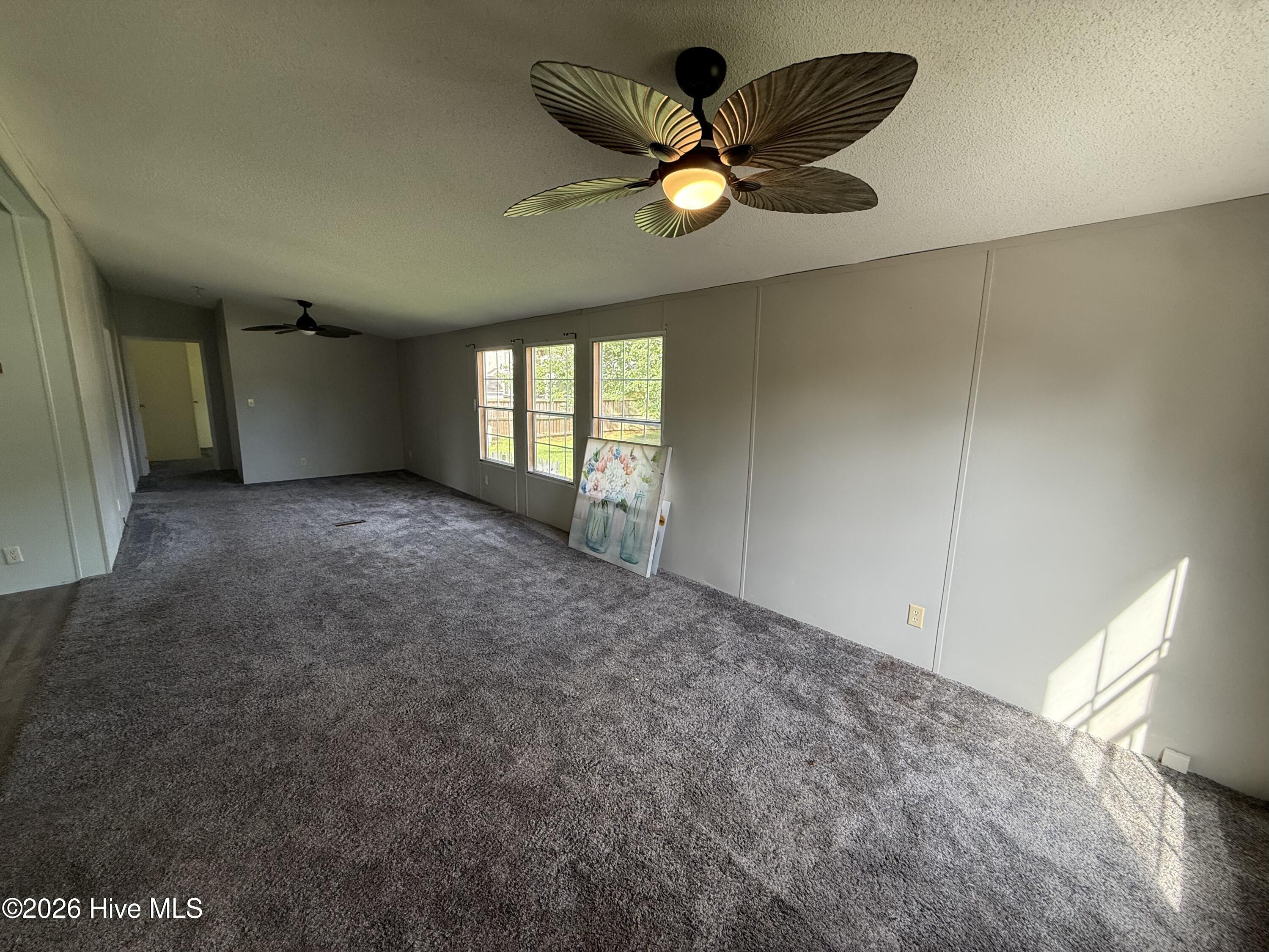 907 Kontiki Court