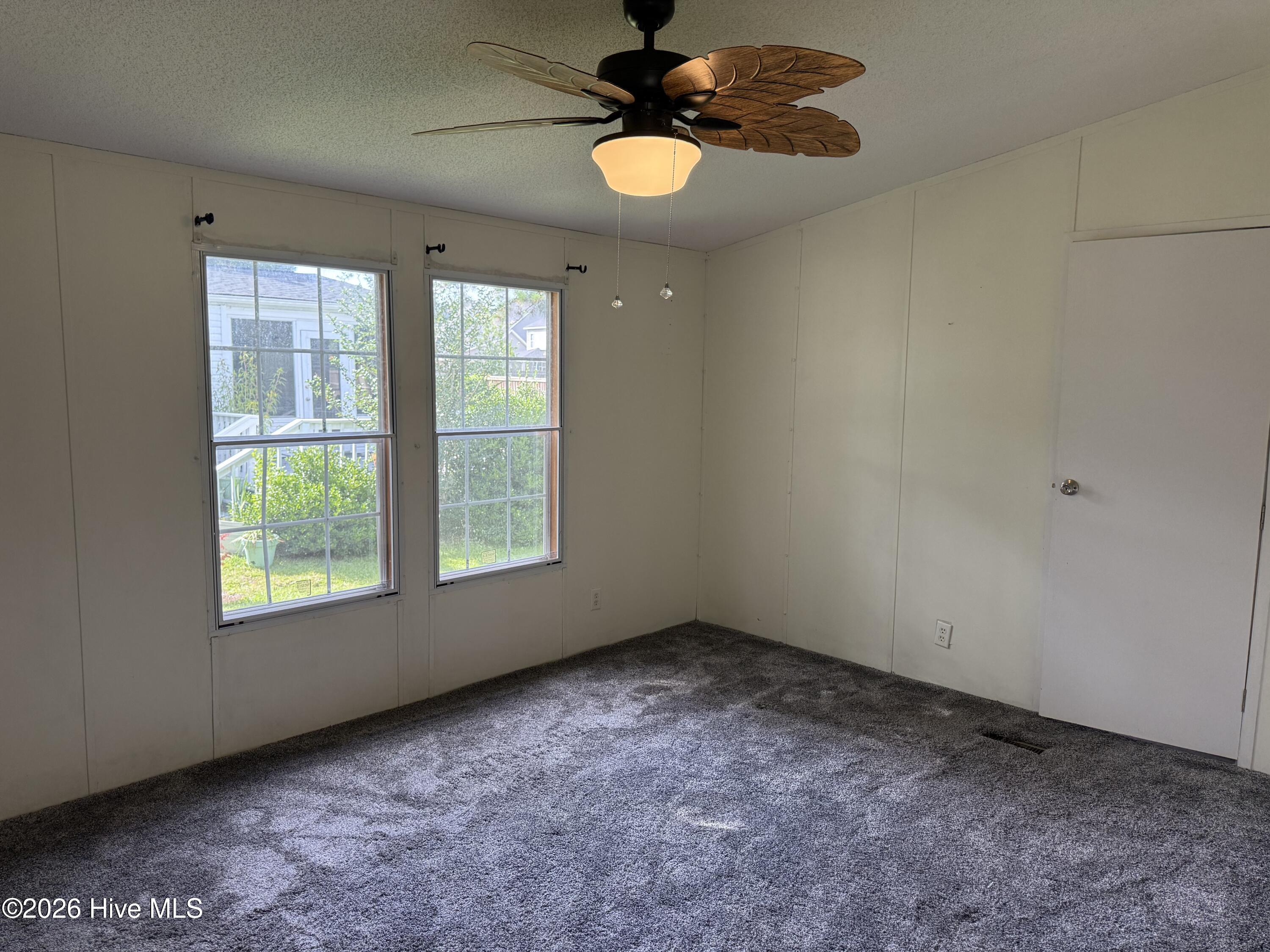 907 Kontiki Court