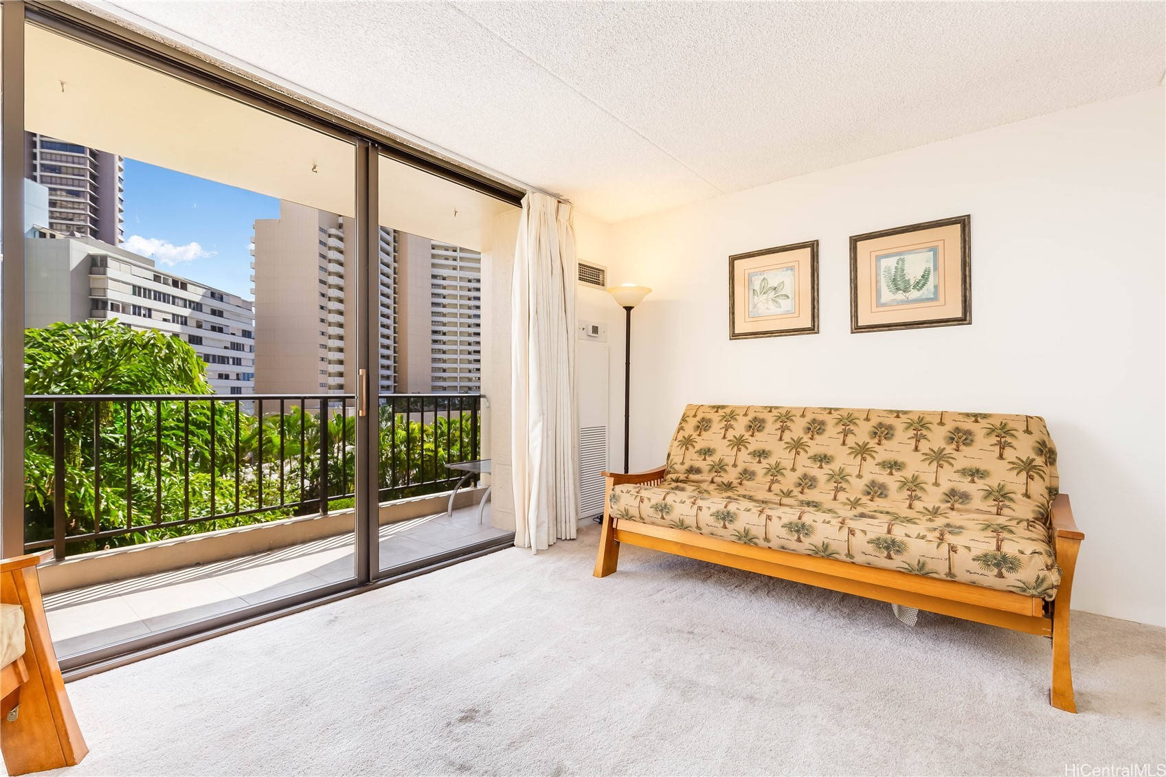 411 Hobron Lane 703